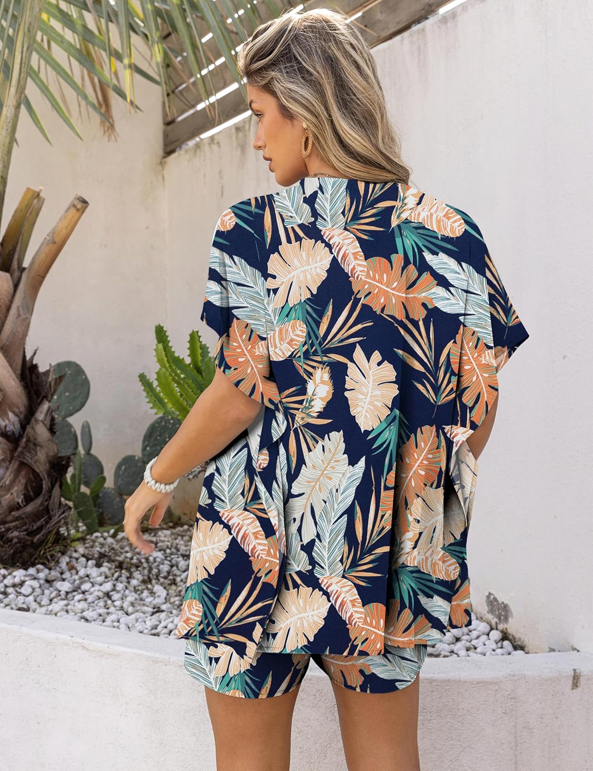 VOIANLIMO Women's Kimono Style 2 Piece Outfits Hawaiian Beach Tropical Print Cover Ups Batwing Sleeve Blouse Shorts Set