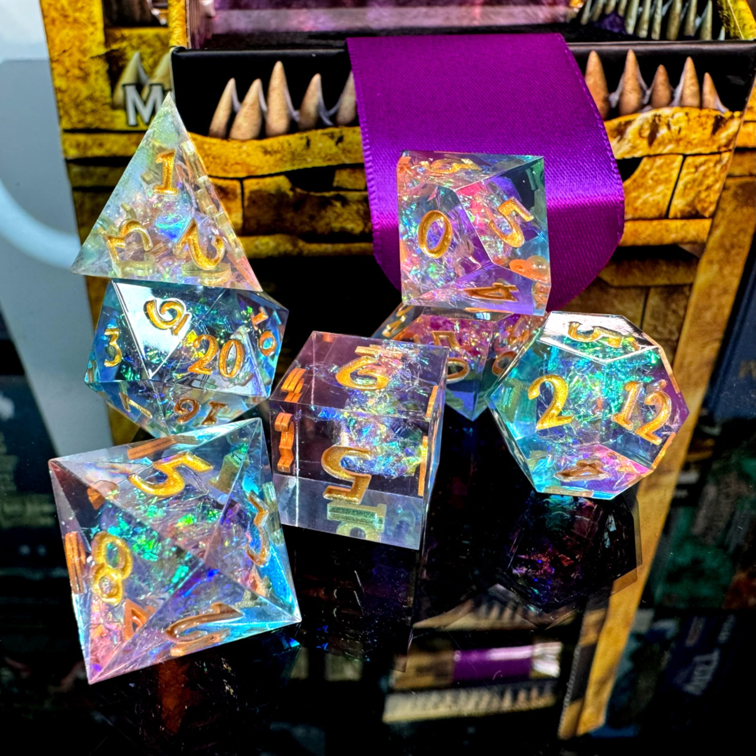 D&D SMOKE&MIRRORS　v4 v6 未開封品セット Amazon.com: Mimic Dice Custom Resin Blind Box D&D Dice Set