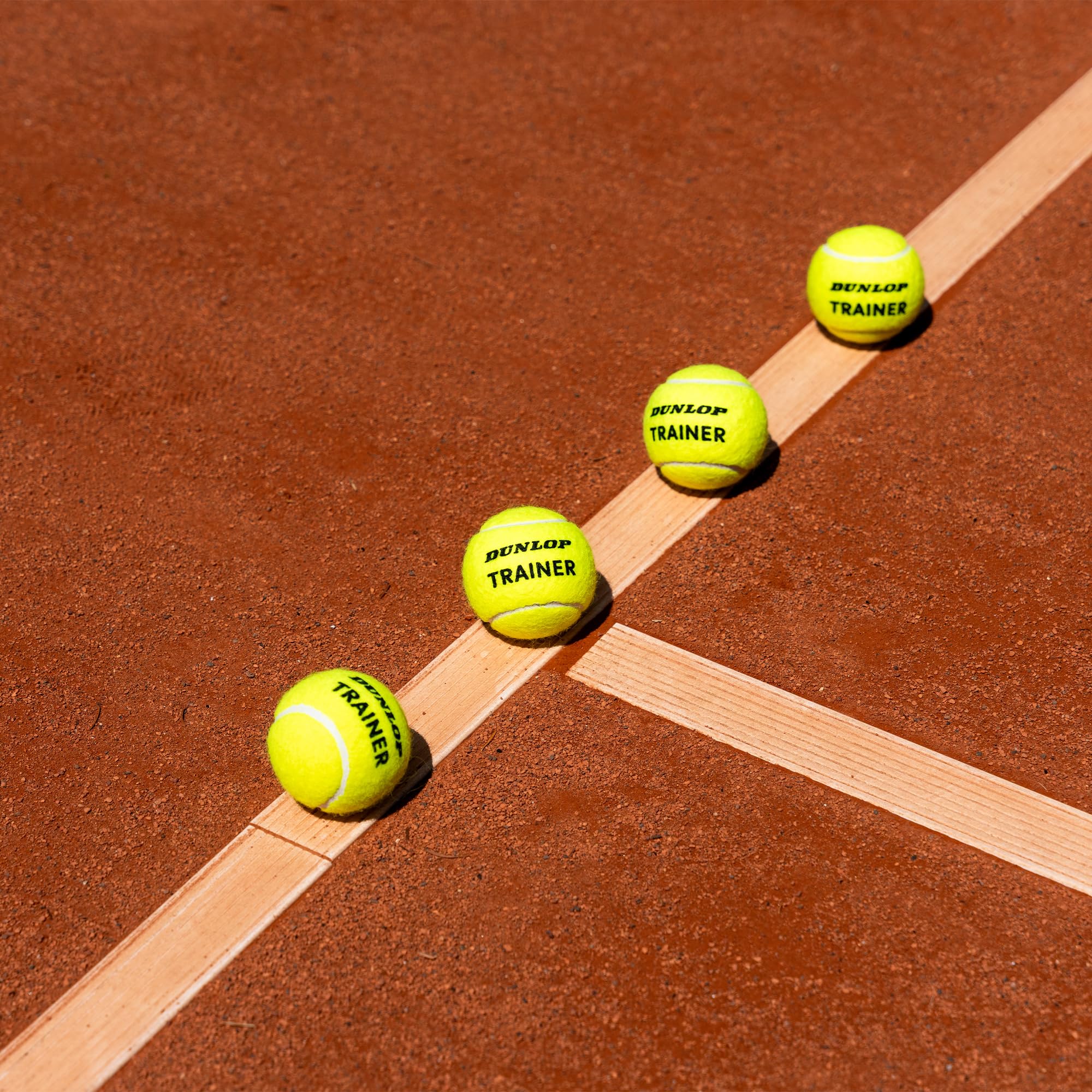 Dunlop tennis ball trainer, VDT official, premium tennis training ball - for sand, hard courts and turf (4 balls)