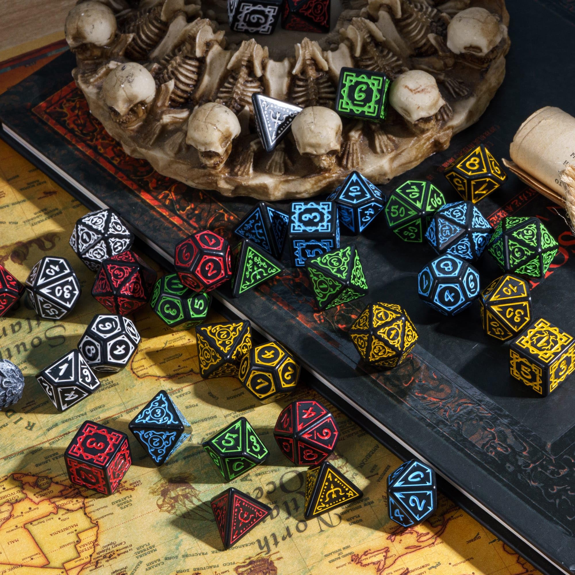D&D Lot de 7 dés polyédriques DND avec sac à dés en cuir pour jeux de rôle Donjons et Dragons (Druide, noir et jaune)