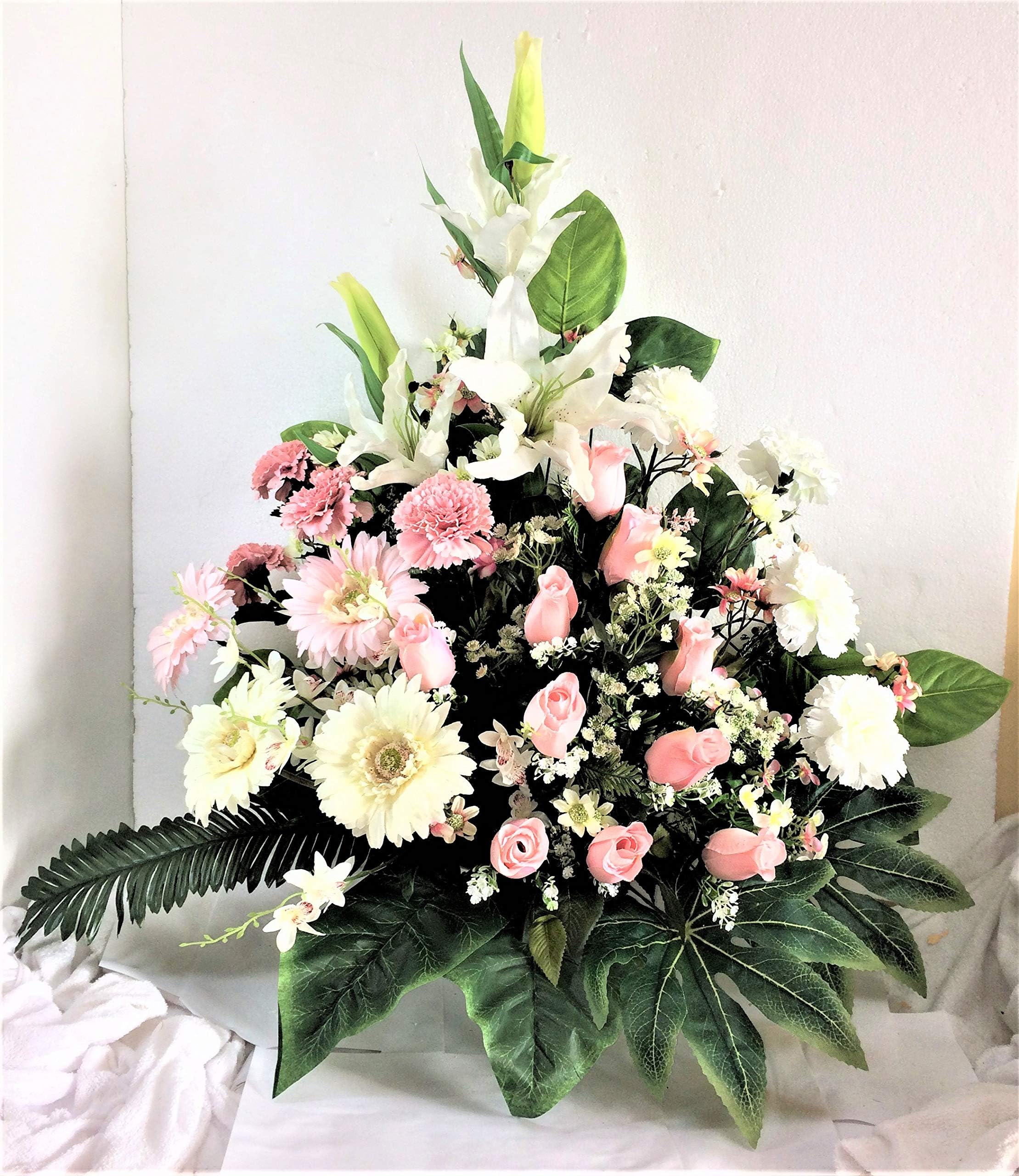 LBA Centre de Fleurs artificielles pour cimetière. Également pour Les églises. Journée spéciale de la Toussaint. Dimensions : 80 x 70 x 45 cm.