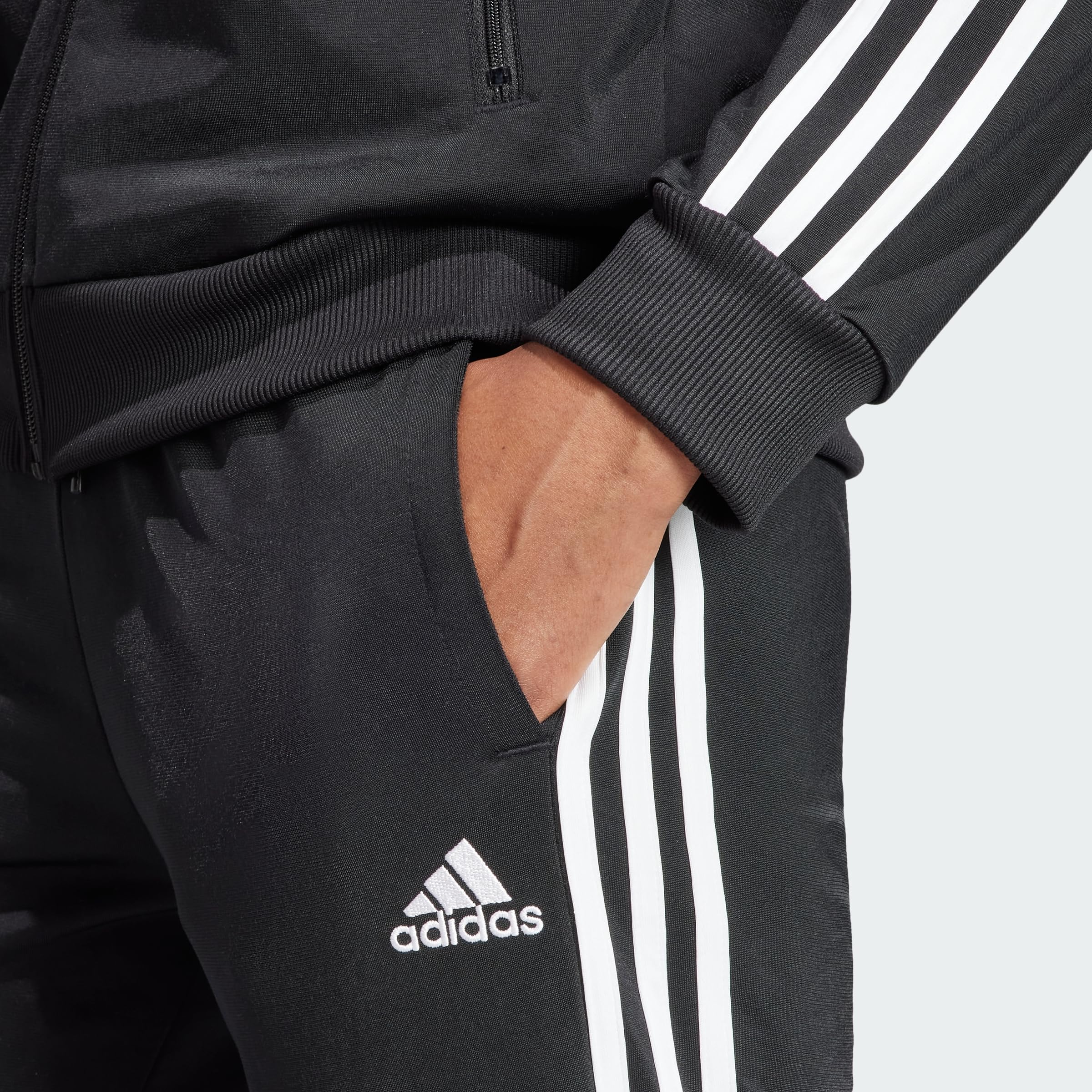 adidas Kobiety Essentials 3-Stripes Track Suit, Black/White, S Short