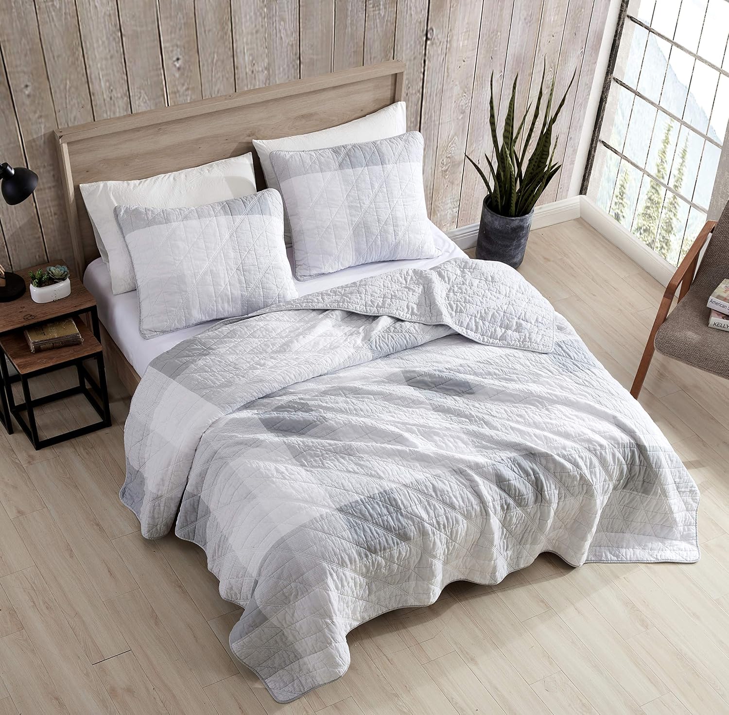 Eddie Bauer - Twin Quilt Set, Cotton Reversible Bedding with Matching Sham, Medium Weight Home Decor (Boulder Grey, Twin)