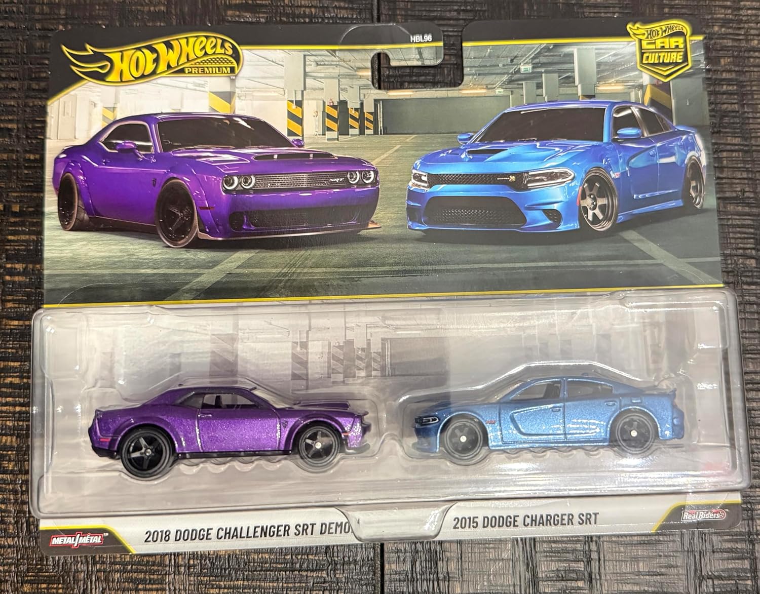 Hot Wheels Premium 2 Pack 2018 Dodge Challenger SRT Demon / 2015 Dodge Charger SRT Ride On Toy Mini Car Ages 3+ Purple/Blue JHW47