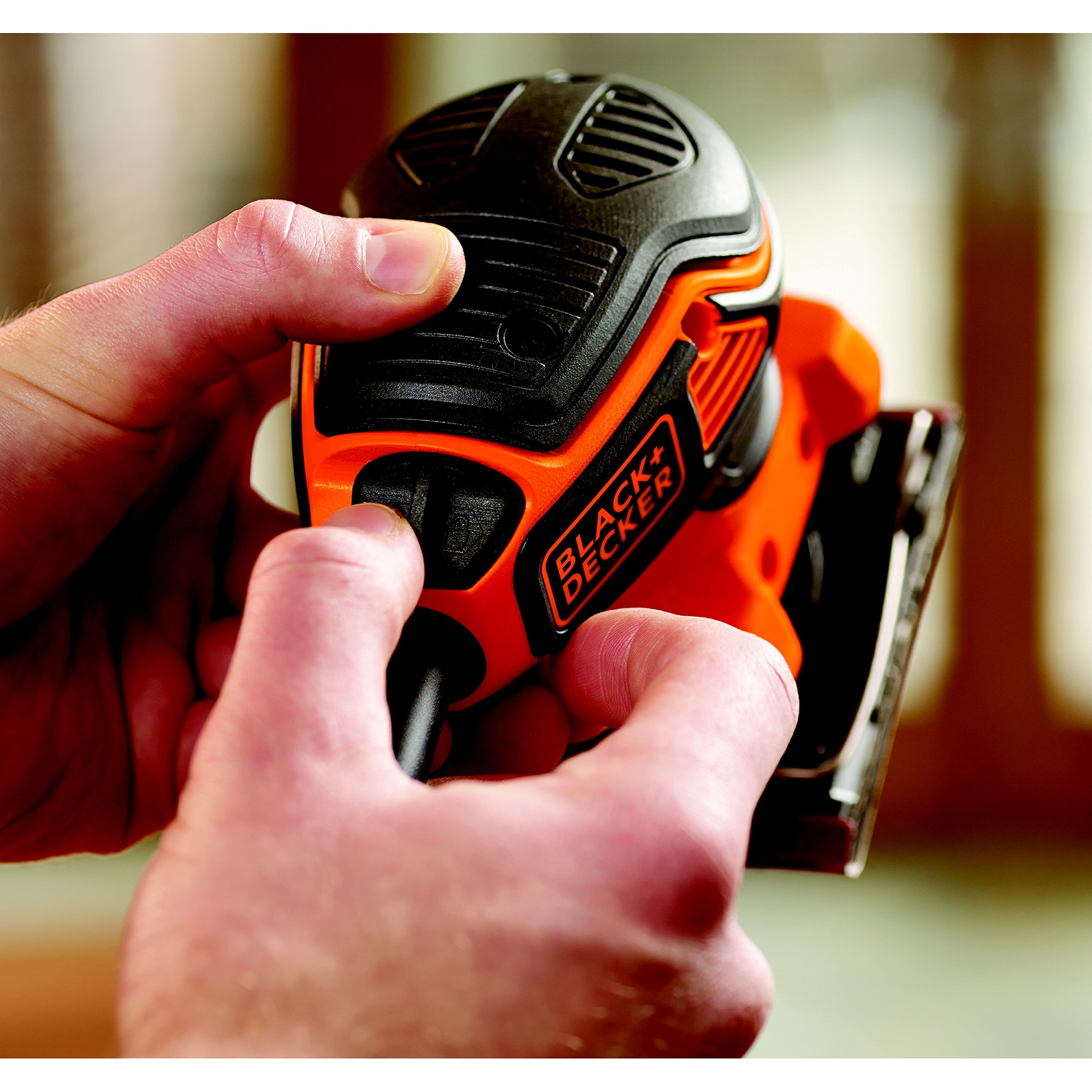 BLACK+DECKER KA450 KA450 Lijadora Orbital 220W 1 4 Hoja con accionador a presión 220W Naranja