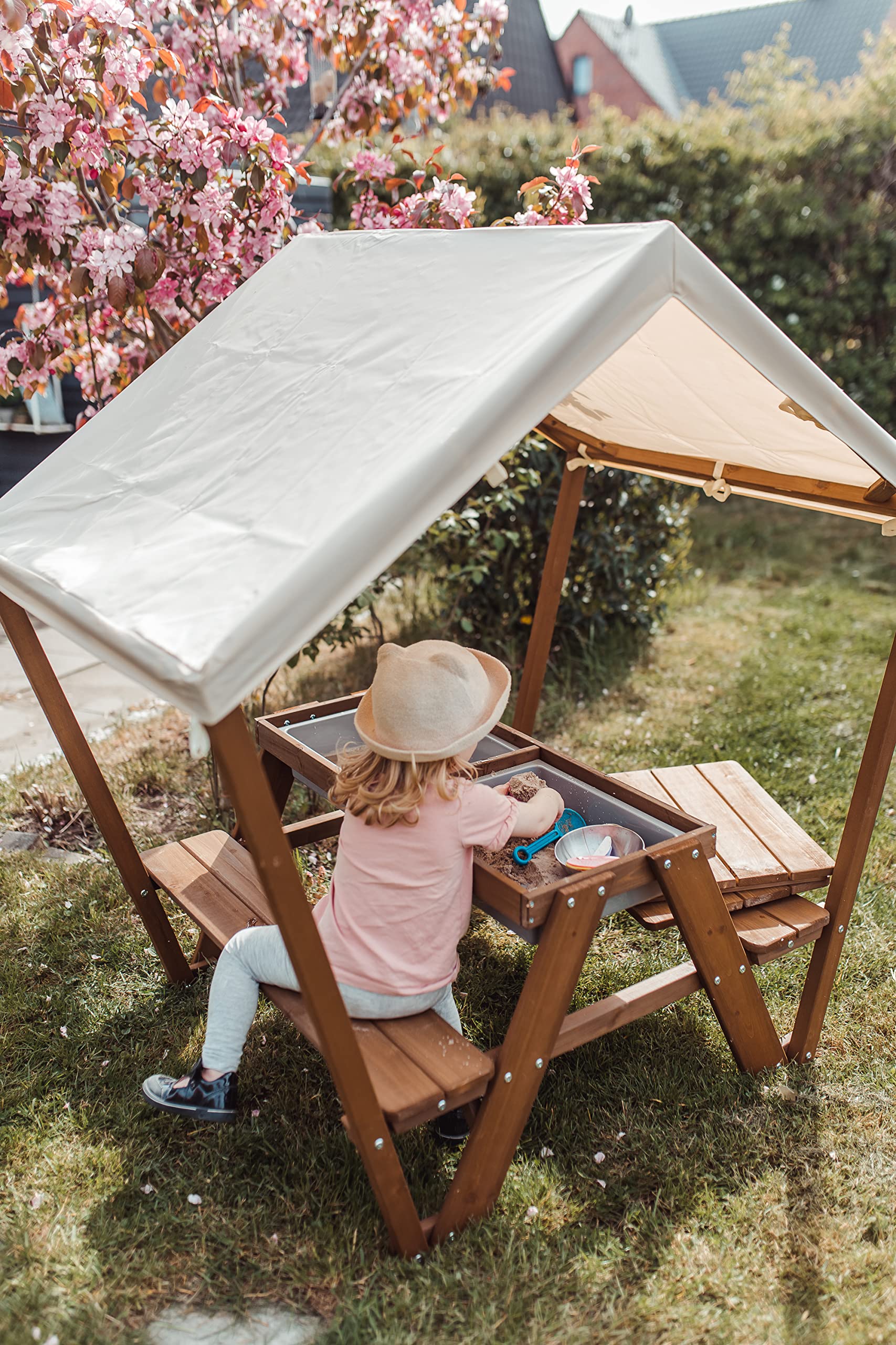 Meppi Pellworm Salon de jardin pour enfant en bois avec toit Marron