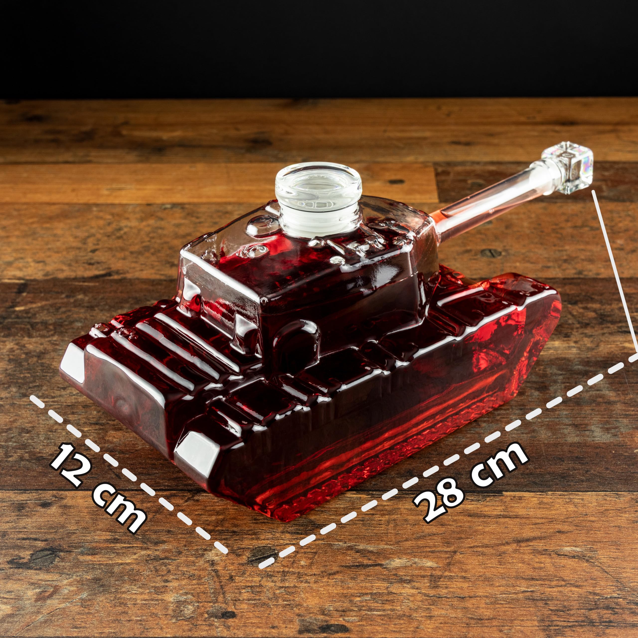 Froster Tank Decanter, Carafe à whisky en forme de char, 1000 ml carafe à rhum, Cadeau homme original, pour un amateur de whisky et d'histoire militaire, Carafe en verre