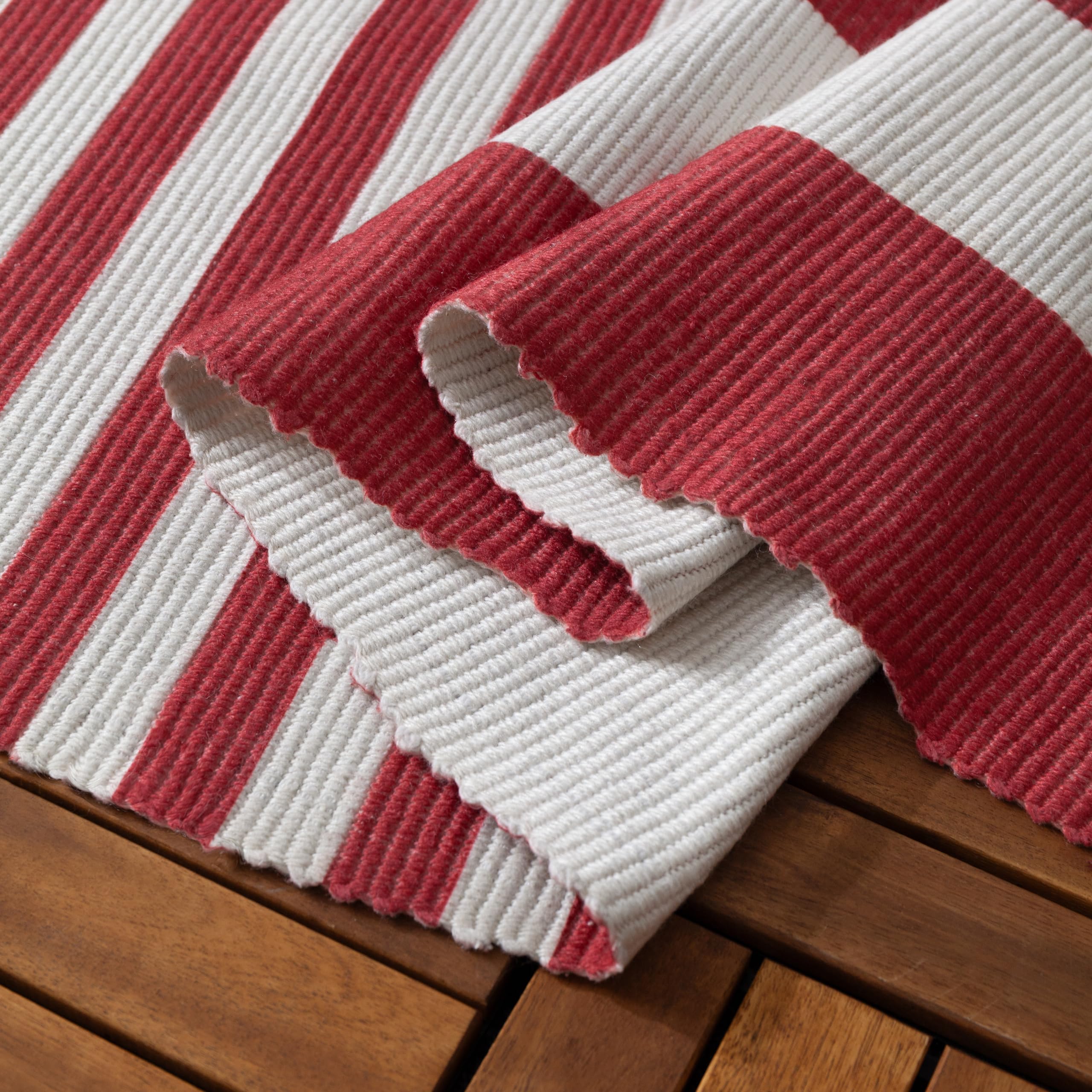 furn. Deck Stripe Tapis – Intérieur/Extérieur Rayé Lavable Résistant Aux Intempéries Léger Tapis (Blanc/Rouge - 120x170cm)