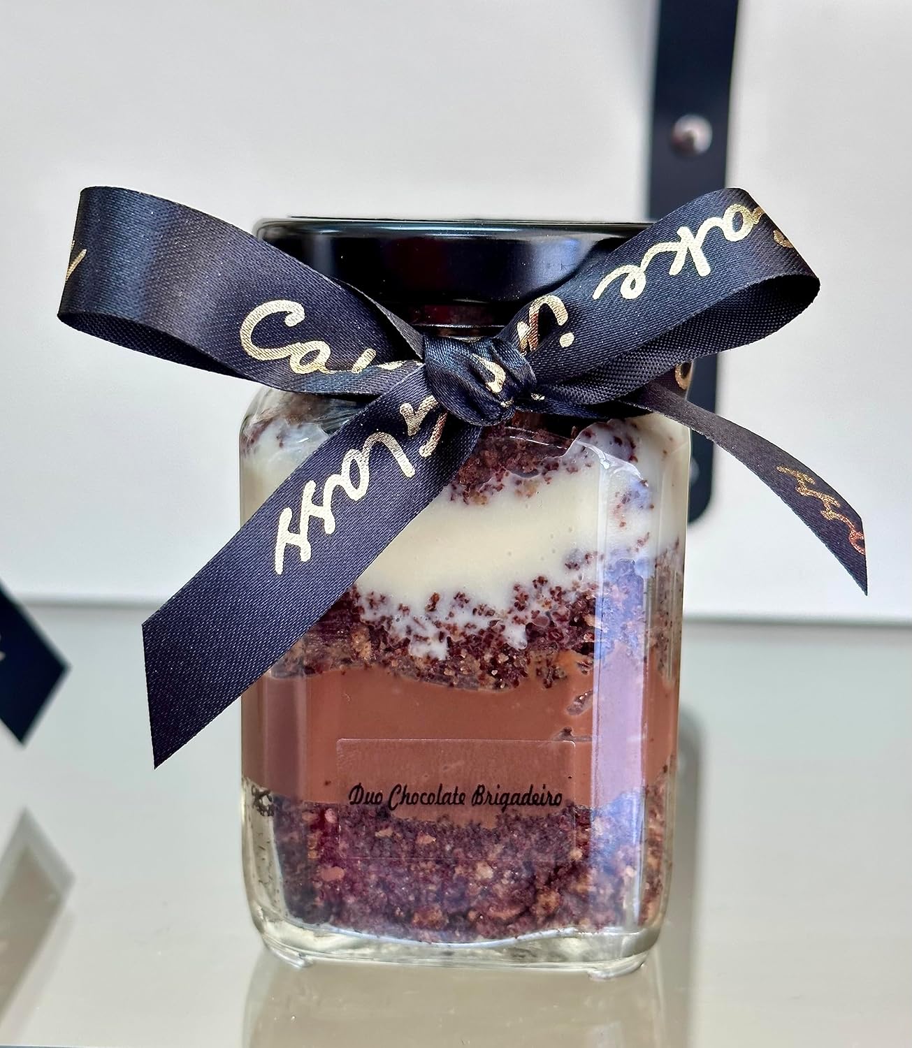 Gourmet 2 Cakes in a Jar Set - Duo Chocolate Cake with Special White and traditional Belgian Chocolate Cream Brazilian Brigadeiro - Red Velvet Flavor Layered with White Belgian Chocolates - Birthday Gift Baskets, Brazil Brigadeiro, Jars Combo, 2 flavors, Dessert Package, Glass package, Gourmet Desserts in Jar Set by Misses Sweet, 6 oz each