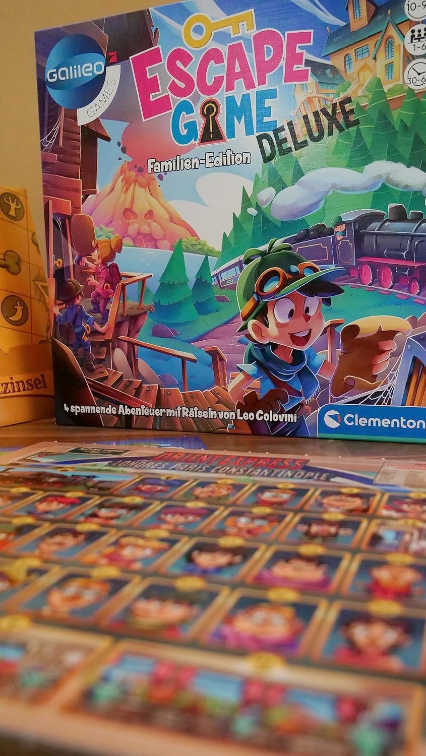 Clementoni Escape Game, Game for Children from 8 Years, Deluxe Version, 30 x 30 x 7.7 cm