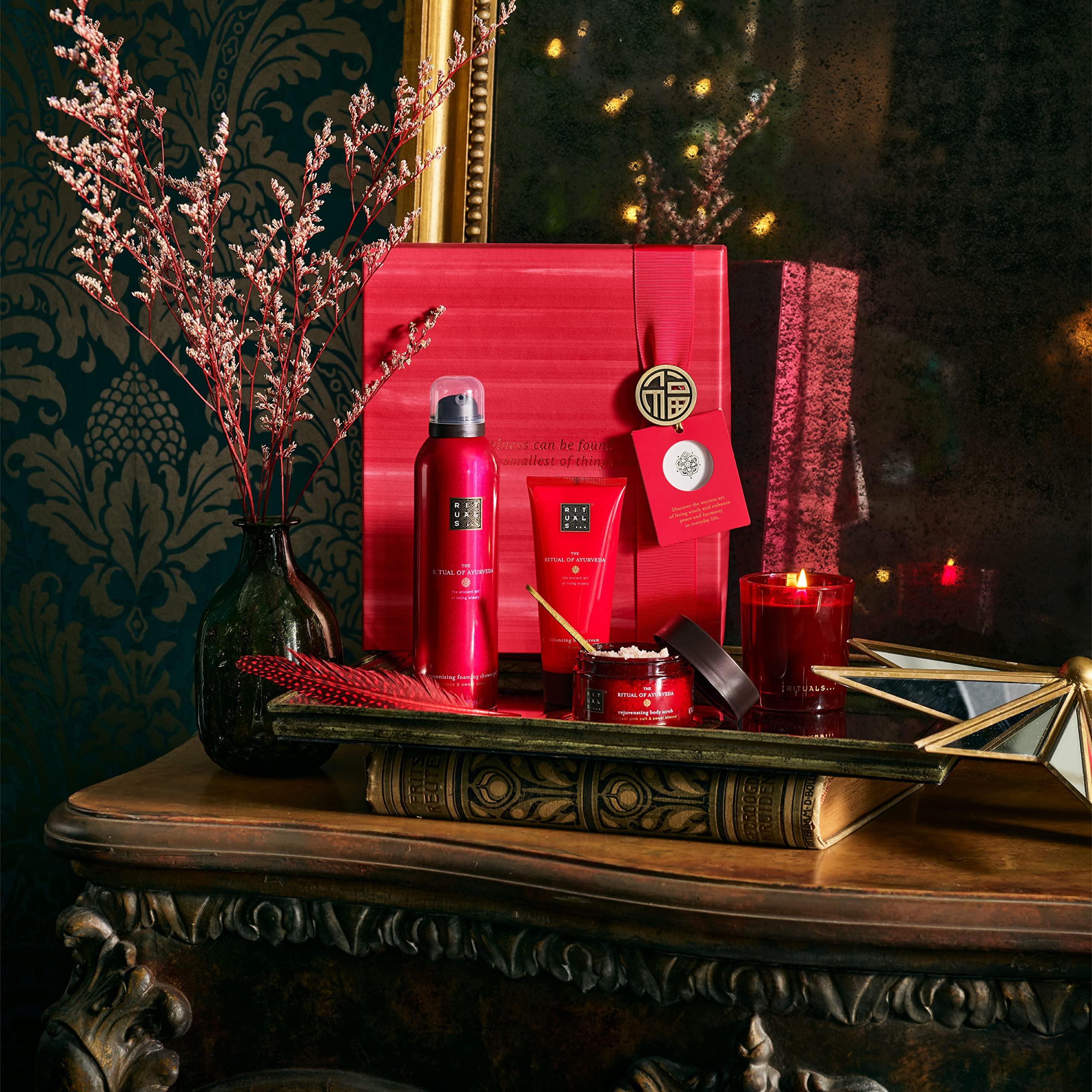 RITUALS Confezione Regalo Donna di The Ritual of Ayurveda, Media - Con Rosa Indiana e Olio di Mandorle Dolci - Proprietà Lenitive e Nutrienti