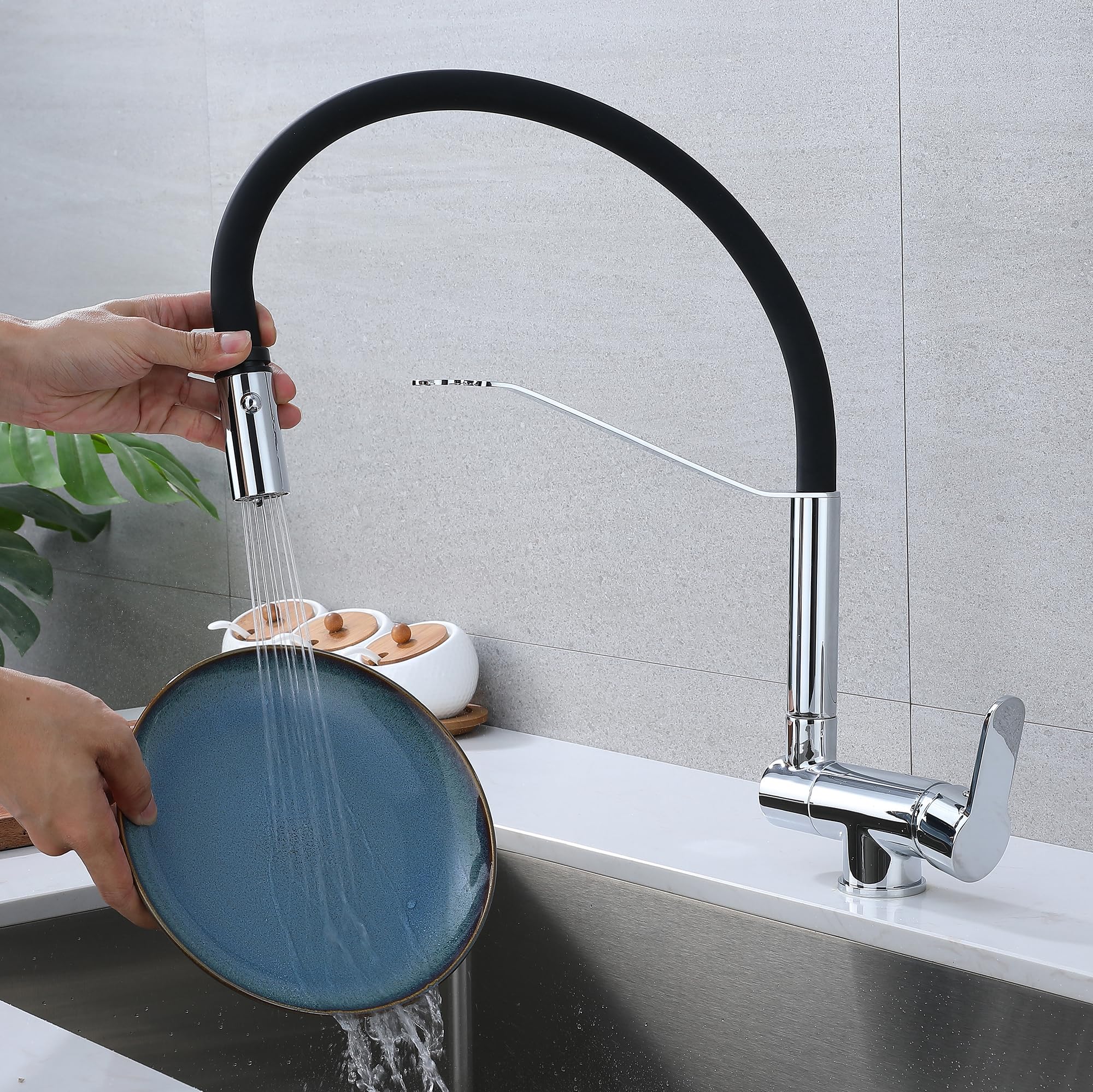Vorfenster Küchenarmatur Aus 360° Verstellbarer-Wasserhahn Küche Mit 2 Strahlarten, 360° Drehbare Armatur Und Unterfenstermontage, Ideale Mischbatterie Für Küchen Unter Dem Fenster (chrom)