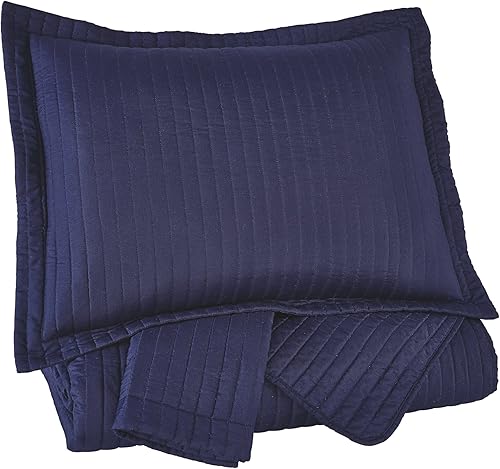 Signature Design by Ashley Raleda - Juego de colcha King de 3 piezas con costuras de canal con 2 fundas de almohada, tamaño King, azul marino