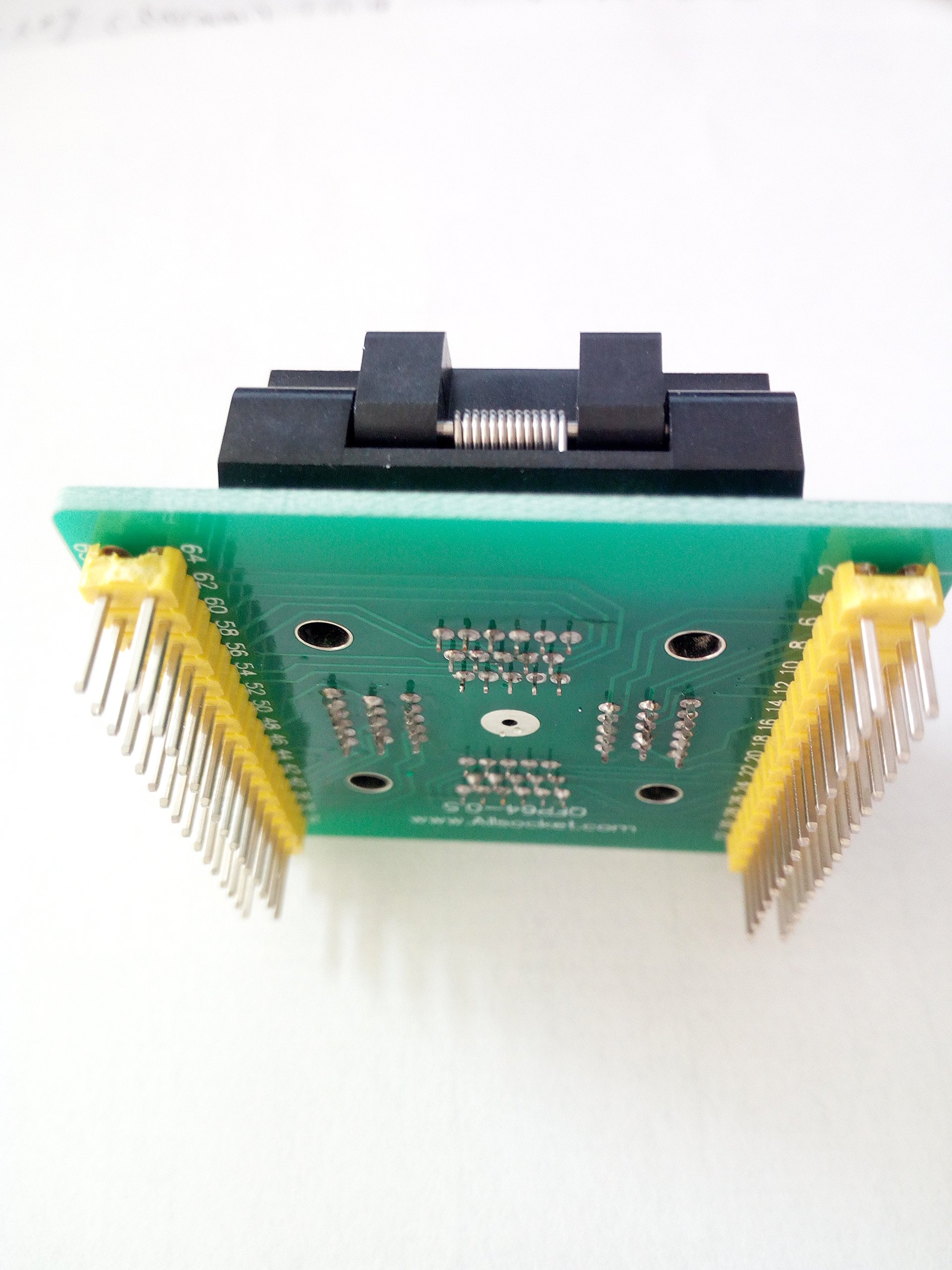 QFP64-0.5 QFP64 TQFP64 QFP64 vers DIP64 Adaptateur de programmation FPQ-64-0.5-06 Pas 0,5 mm 10 x 10 mm IC Dimension Clamshell Version à souder (QFP64-0.5-ACL)