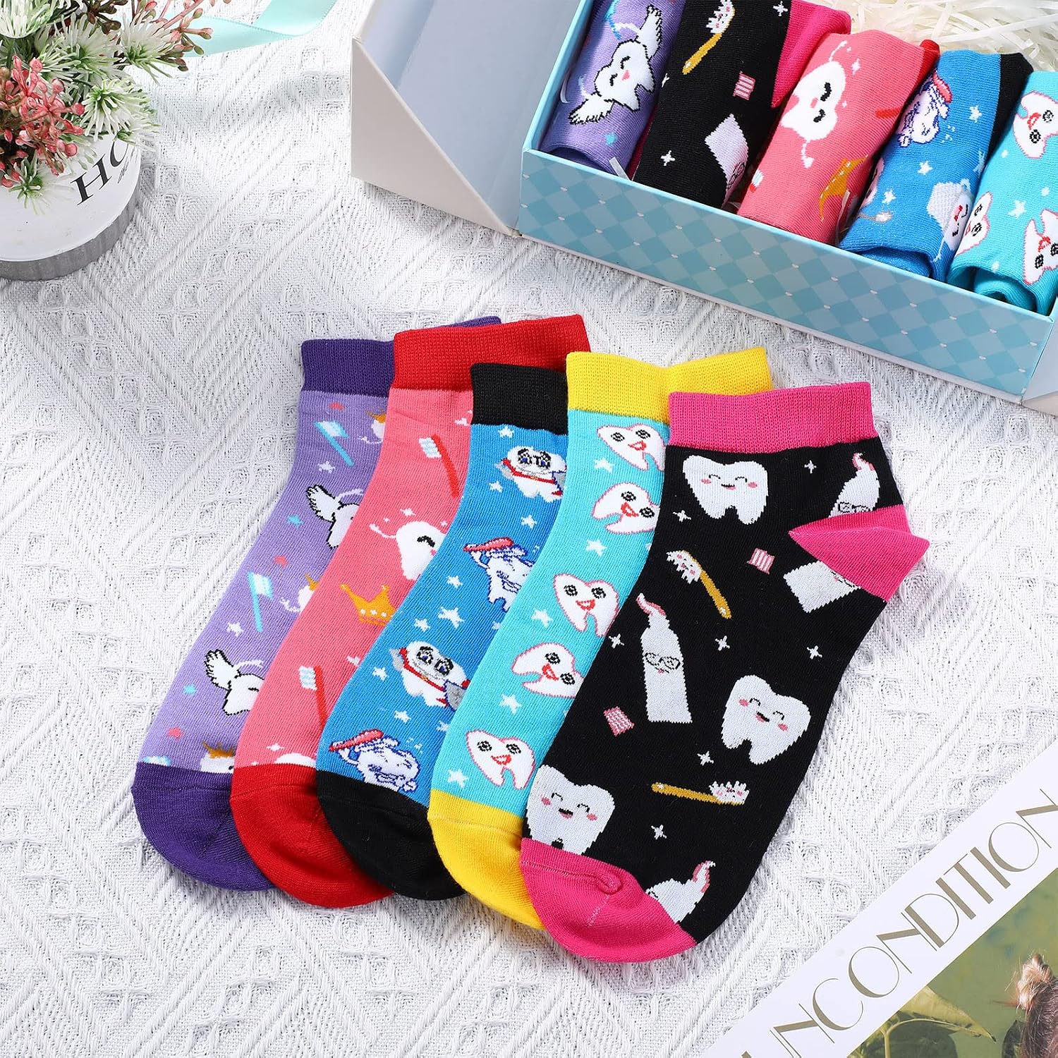 Vicenpal 5 Pairs Women's Novelty Nurse Teeth Socks Nurse Appreciation Gifts Nurses Dentist Hygienist Tooth Gift for Dental Assistant Graduation Nursing Doctor (Dental Style)