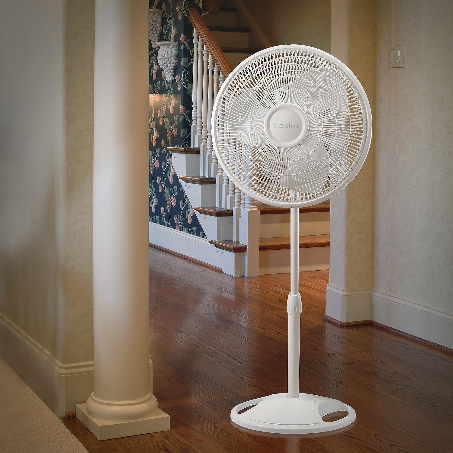Lasko Lasko-16 Oscillating Stand 