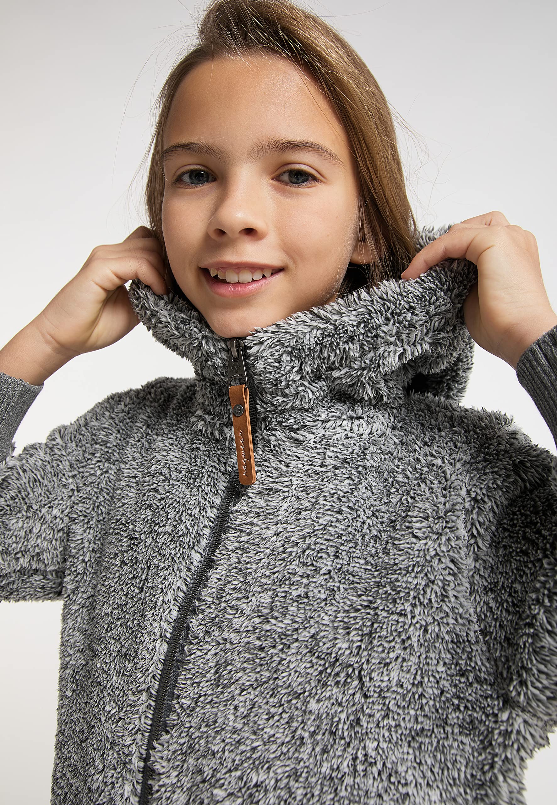 Ragwear Valentyna Mädchen Sweatjacke Übergangsjacke Jacke aus kuscheligen Teddyfell plüschig warm