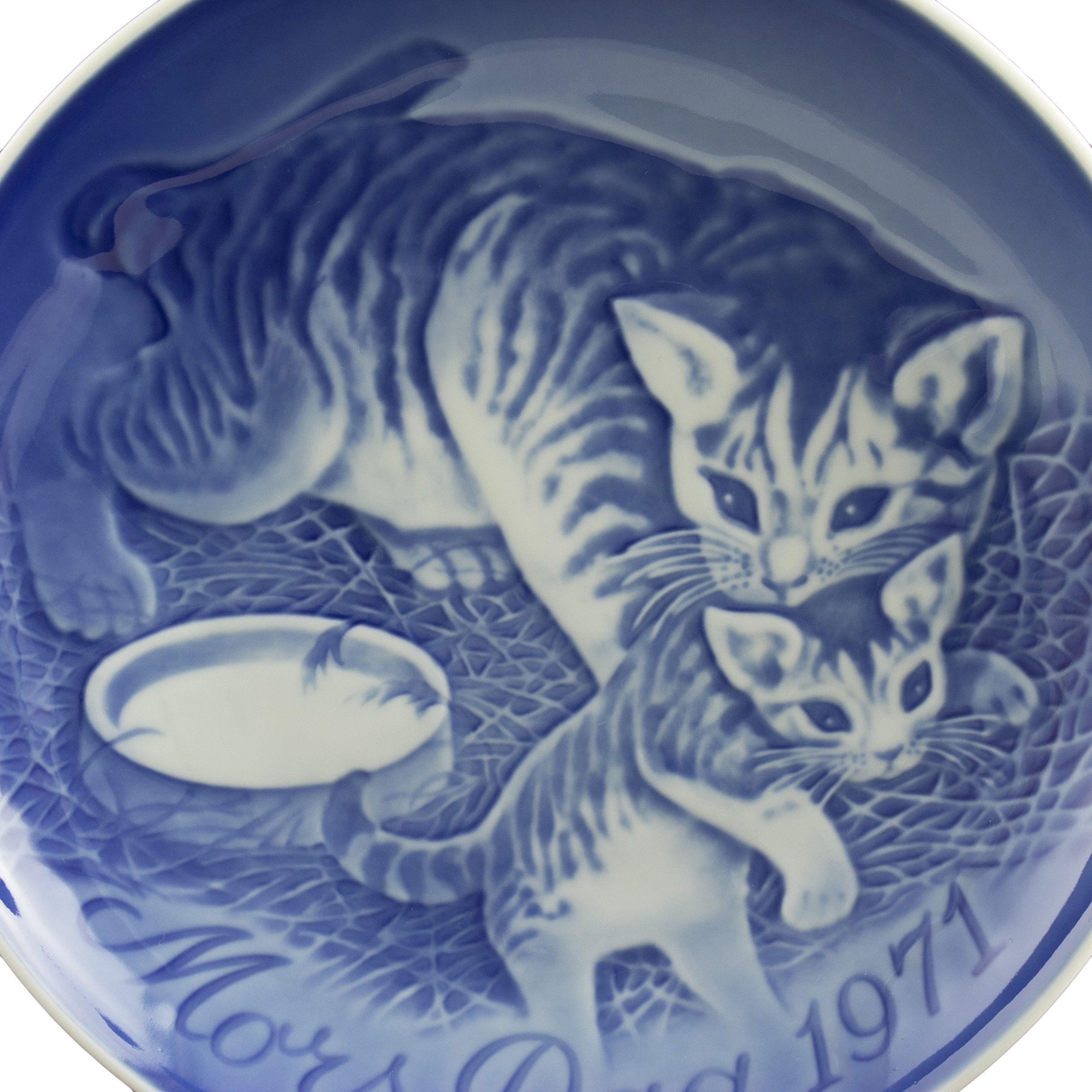 ROYAL COPENHAGEN BING&GRONDAHL PIATTO DELLA MAMMA 1971