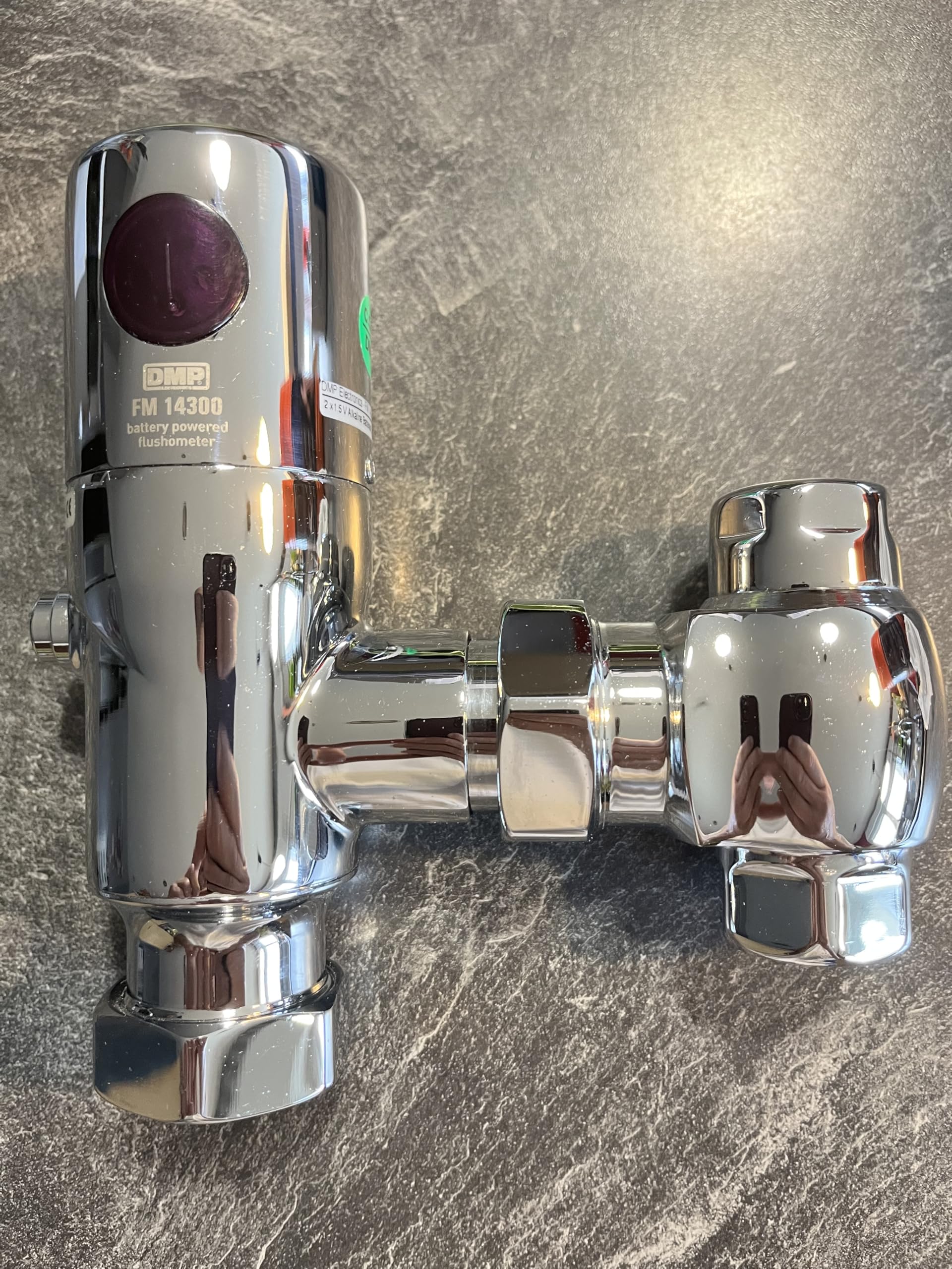 FM 14300 BT SLN le grand réfrigérateur idéal pour les repas de famille