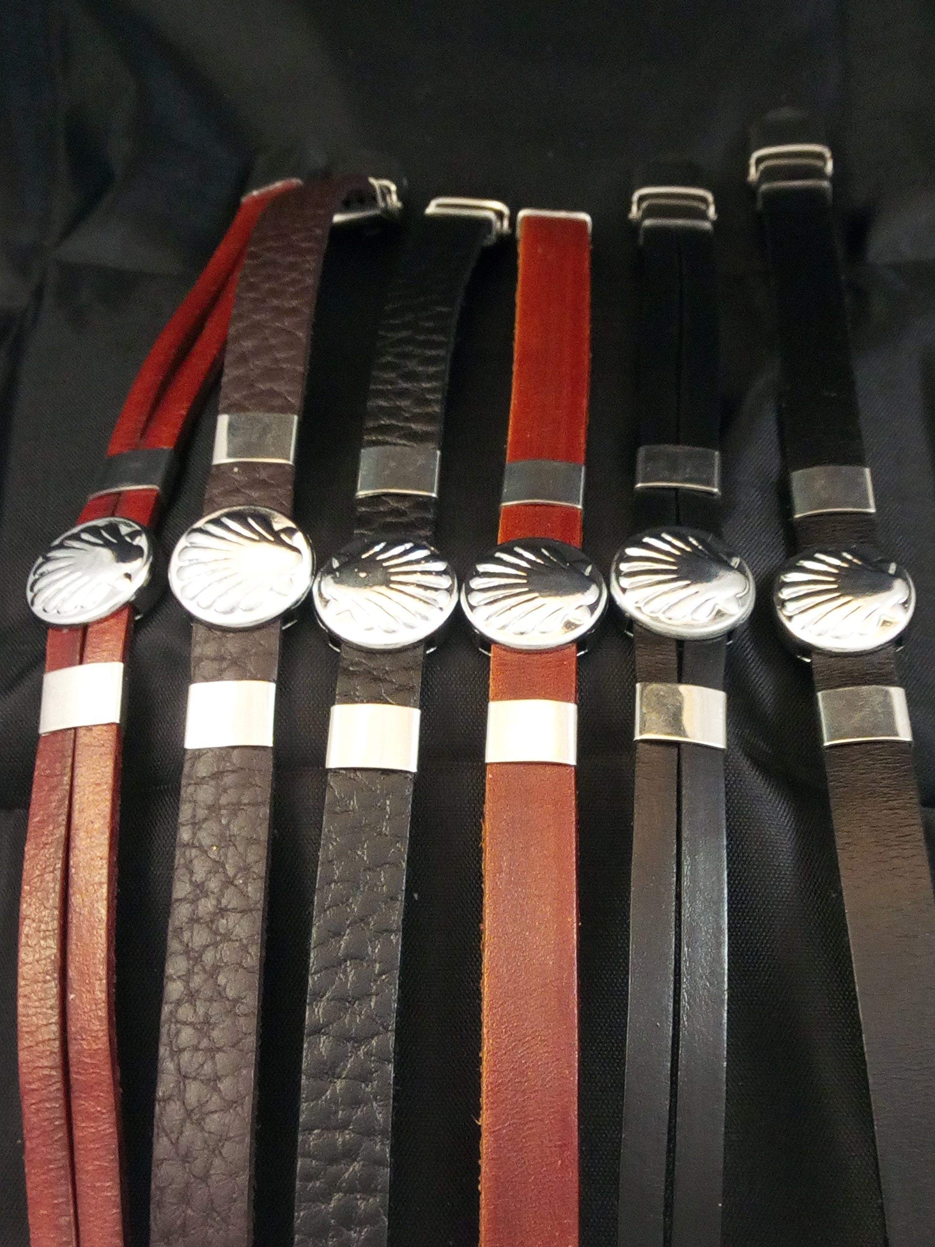 Pulsera de Cuero, Concha del Camino de Santiago, ajustable