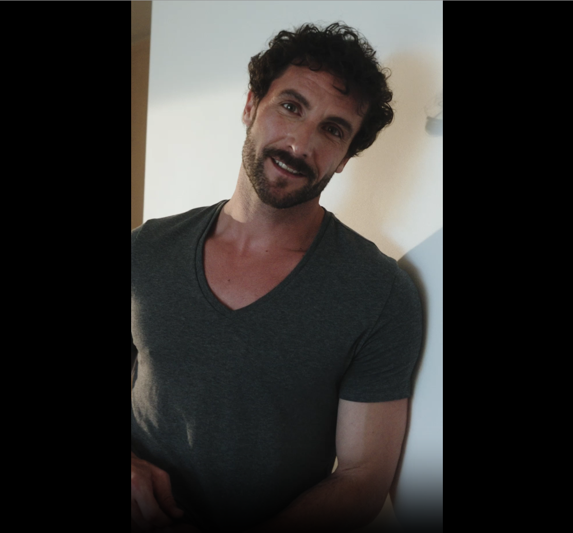 FALKE Men Daily Comfort Deep V-Neck M 2 Pieces, Black (Black 3000