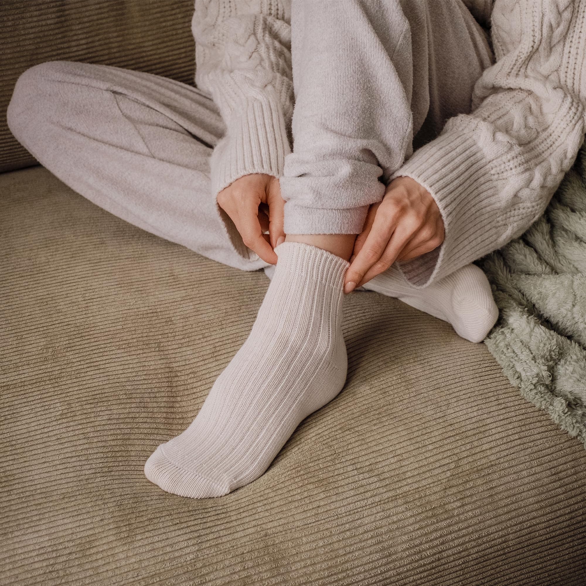 GoWith Lot de 5 paires de chaussettes basses unisexes 97 % coton naturel, confortables, respirantes, sans couture, pour homme et femme, écru, taille XL, modèle 3010, Non teint - 5 paires, X-Large
