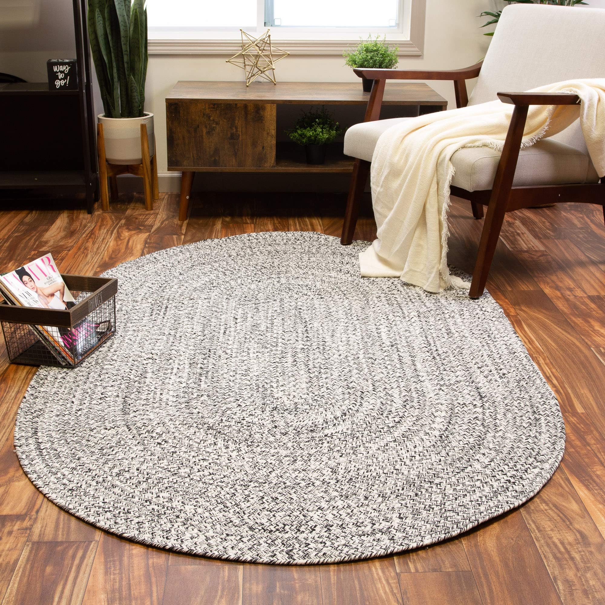 Amazon.com: SAFAVIEH Braided Collection 3' x 5' Oval Rust / Multi ...