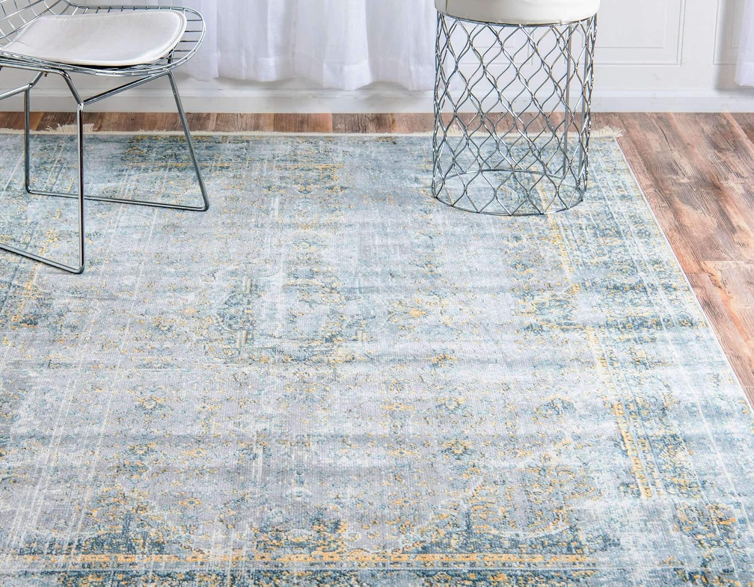 Unique Loom Baracoa Collection Distressed Bright Tones Vintage Traditional Area Rug (5' 5 x 8' 0 Rectangular, Gray/Blue)