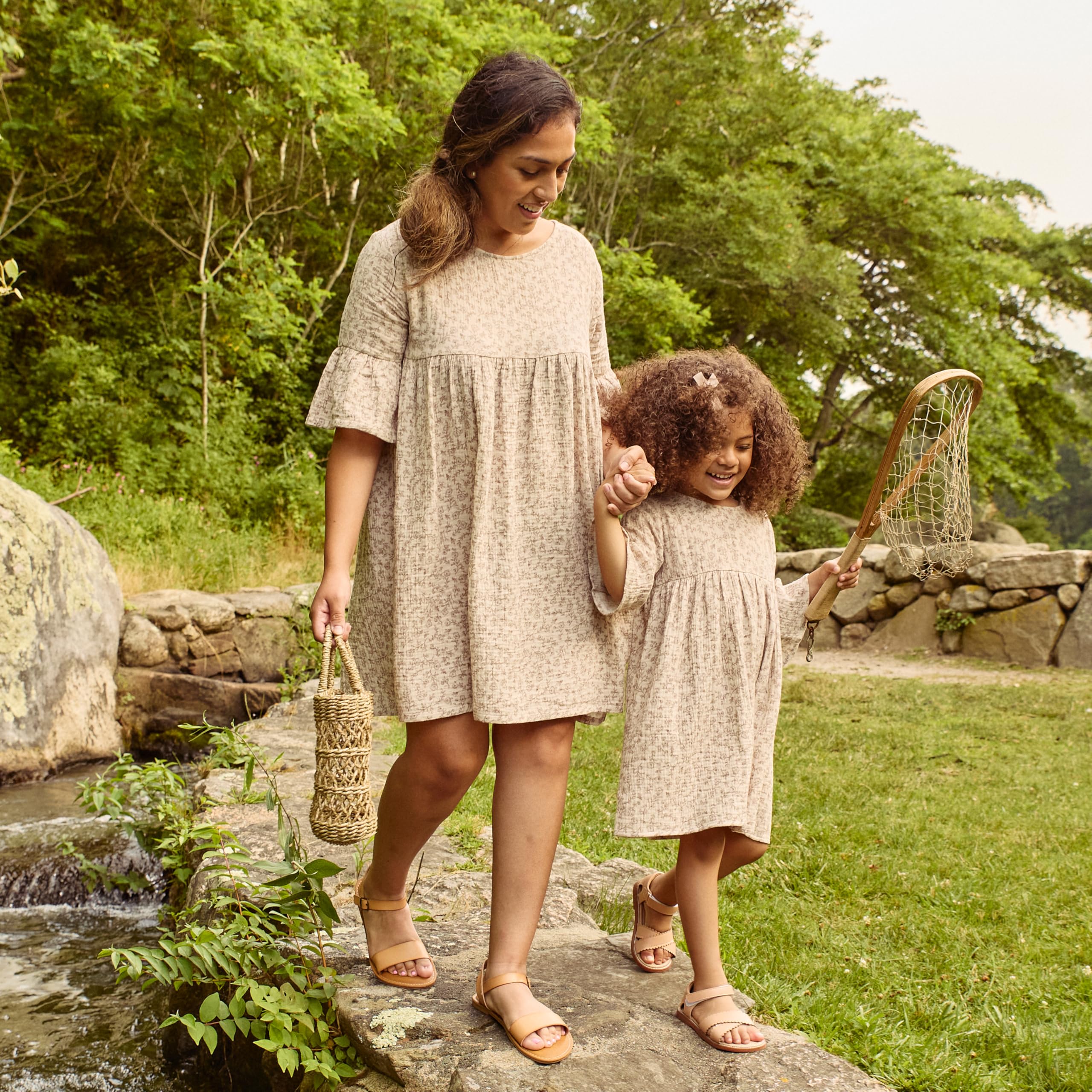 modern moments dress by Gerber: mommy & me b&w and back ensures a Straight chiffon dress | Costume Size:XXS