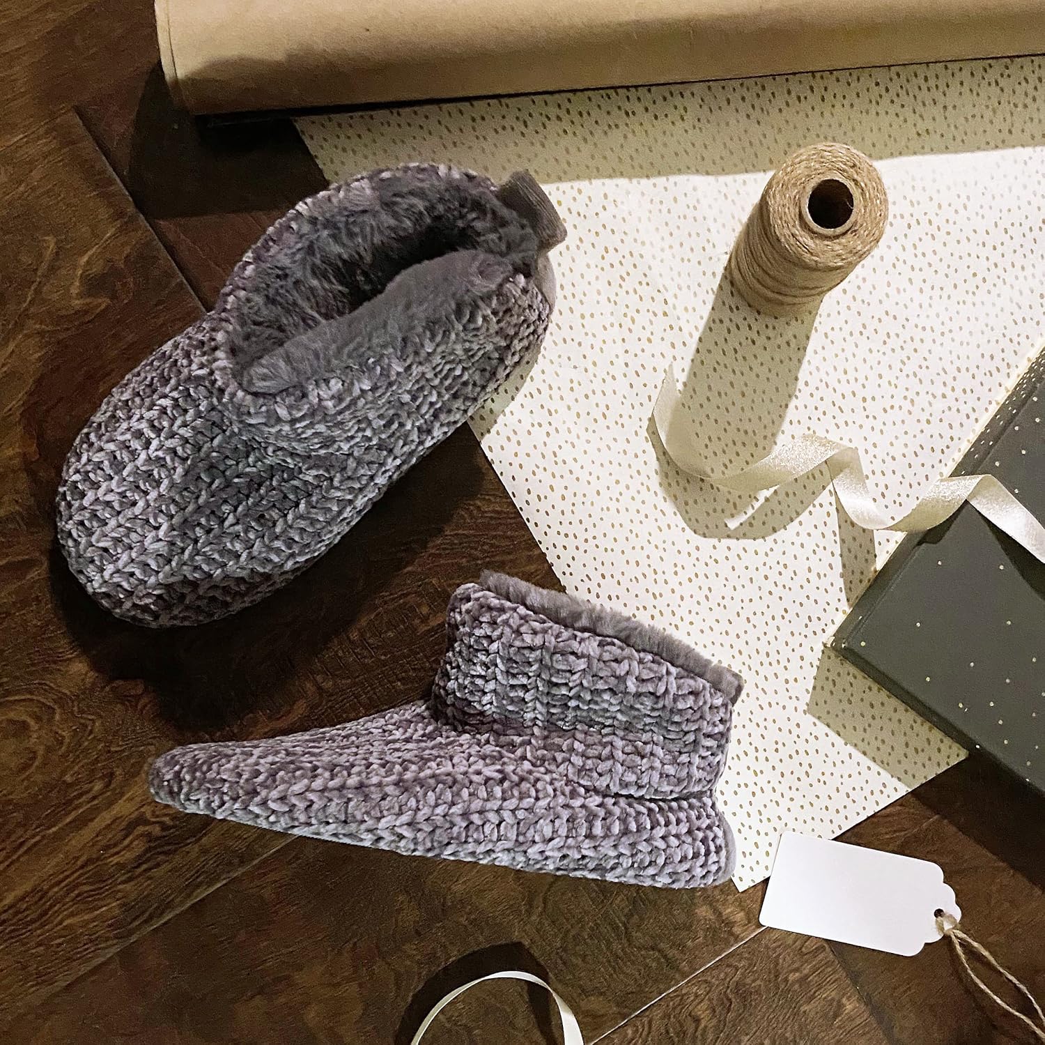 Dearfoams Women's Chenille Bootie Slipper - Image 5