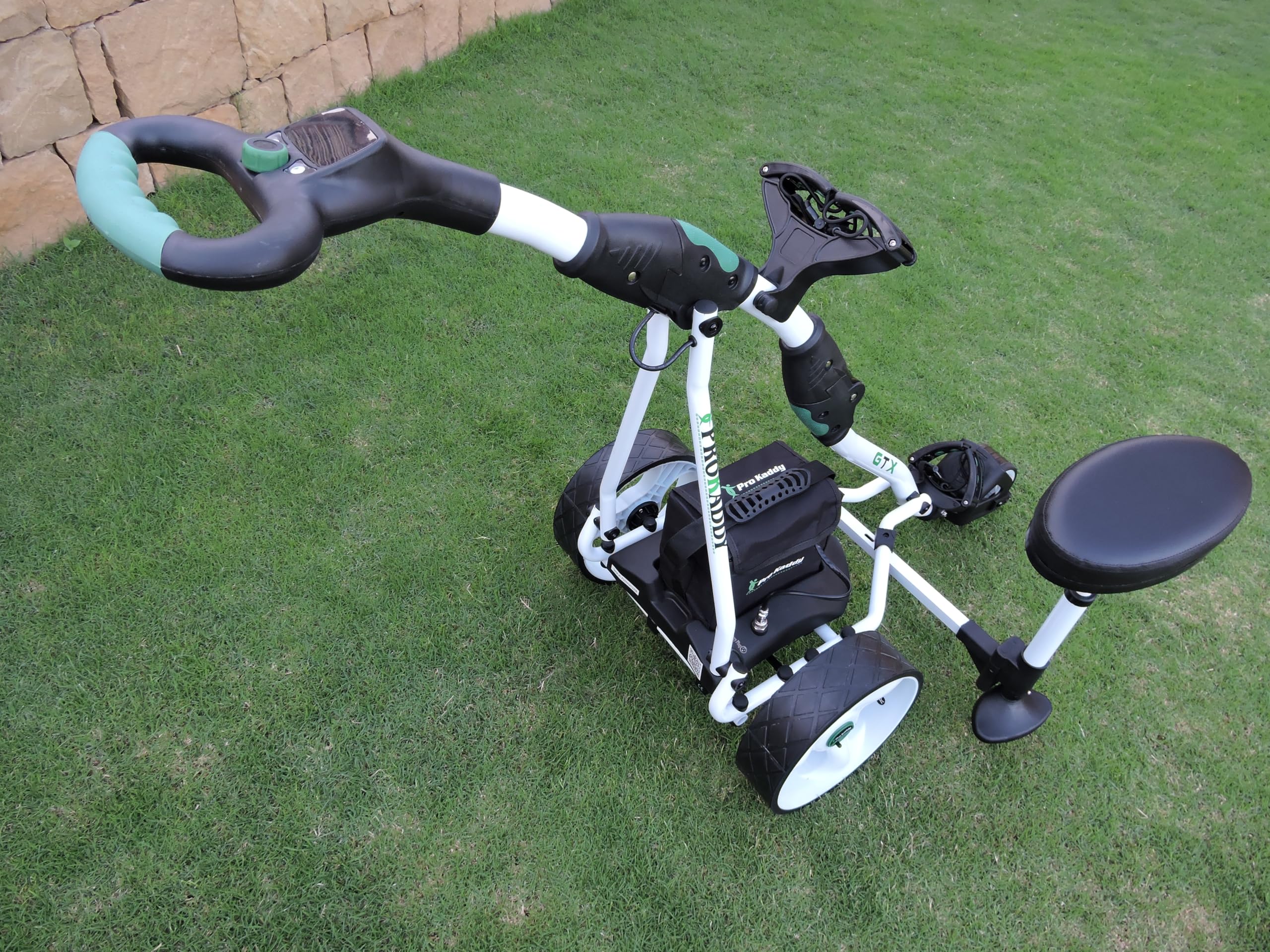 Carro de Golf eléctrico D3GTX Blanco Asiento removible USB batería 33amp