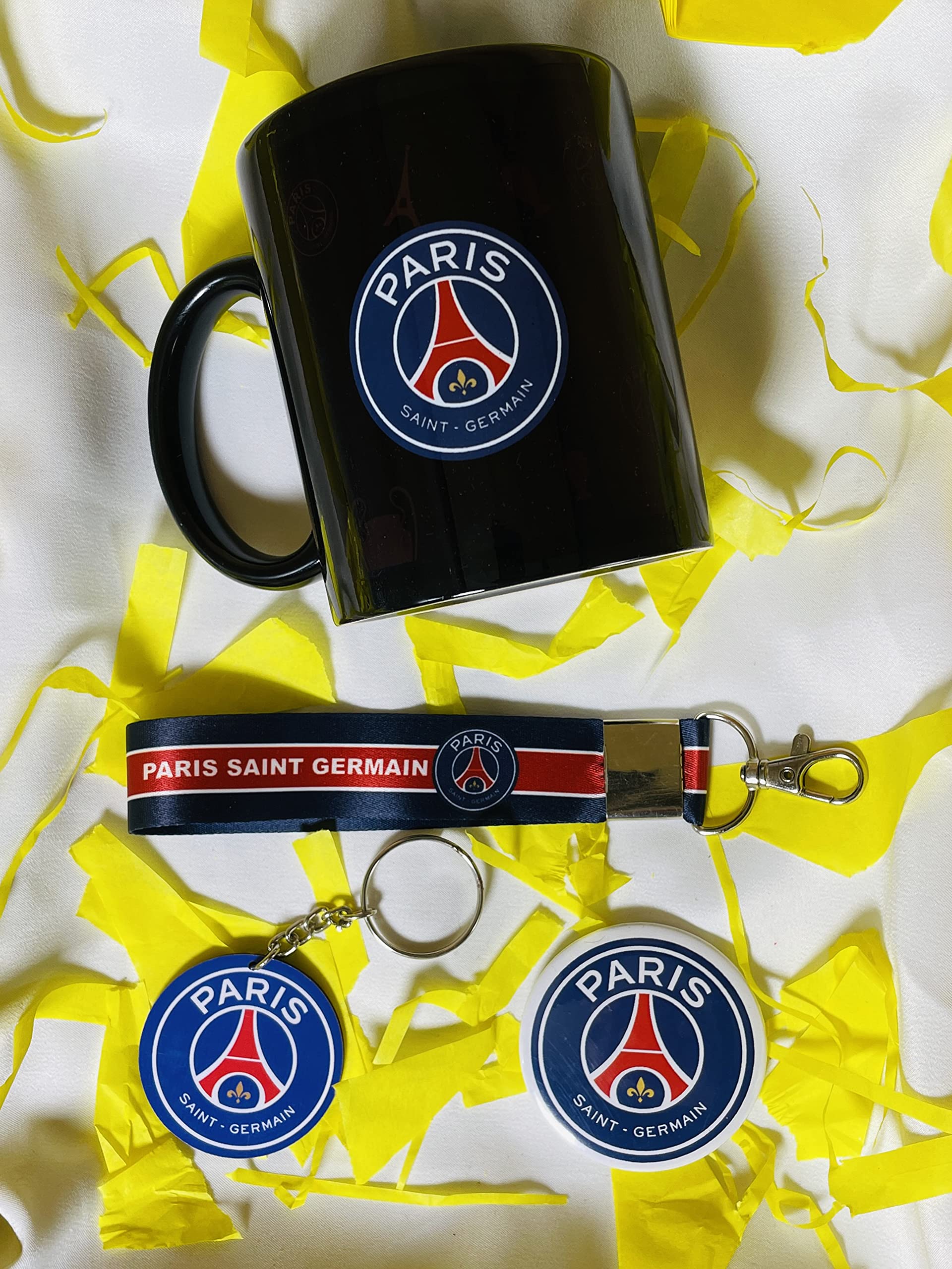 SINCE 7 STOREPSG Combo Gift box for PSG Fans, 4 products: PSG Mug, One MDF Keychain, One Keychain Lanyard & one PSG badge.