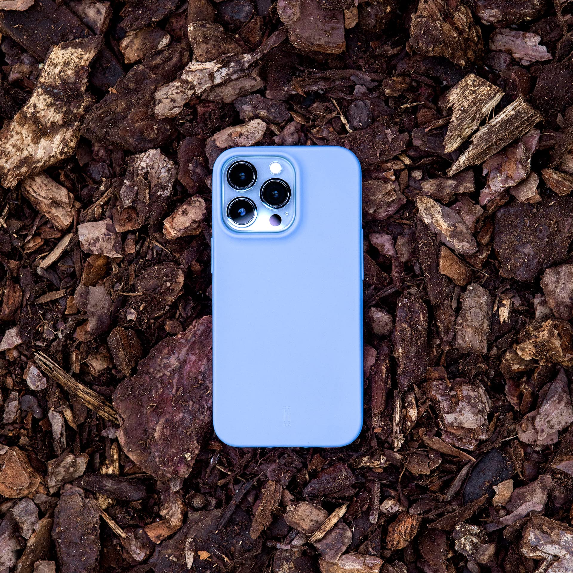 aiino - Eco Custodia in plastica riciclata per iPhone 14