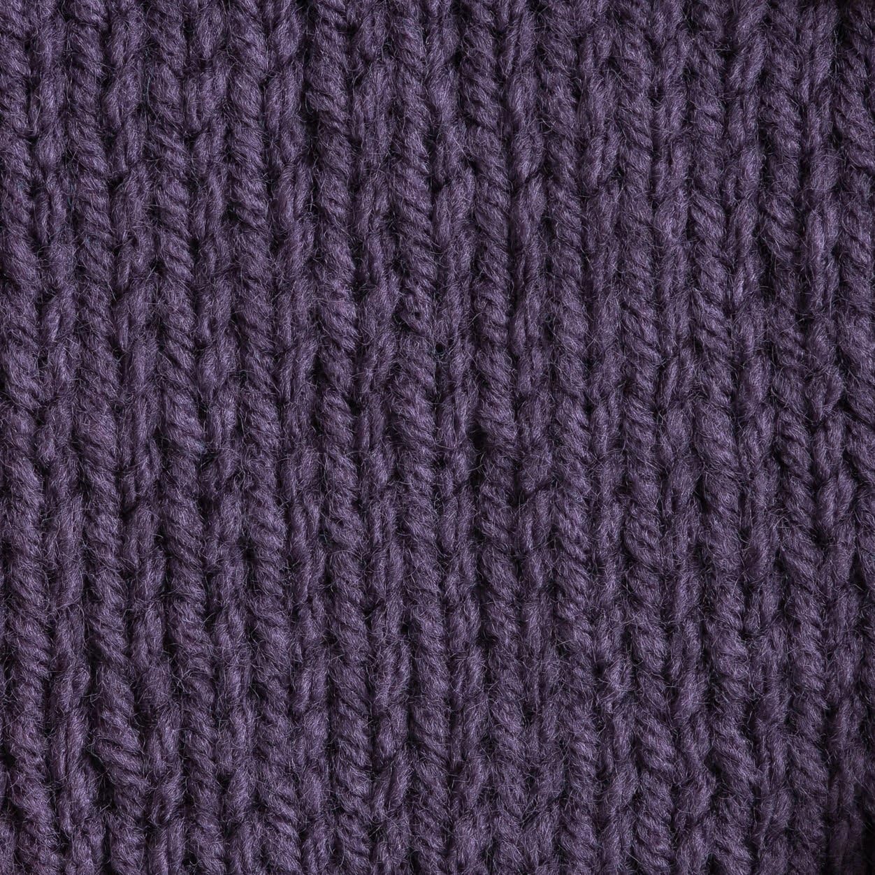 Bernat Super Value Yarn, 7 oz, Gauge 4 Medium Worsted, Dark Mauve