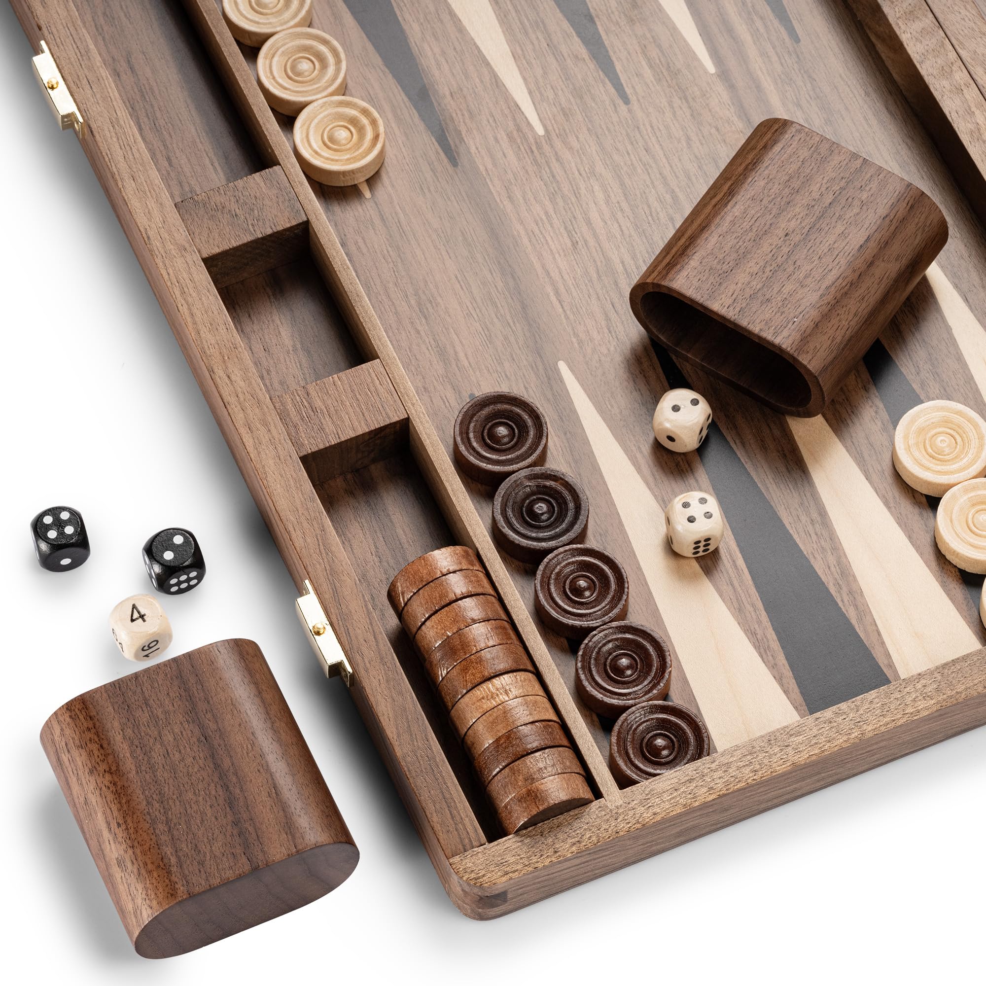 Set da backgammon pieghevole Lingle in noce naturale da 36,83 cm, per adulti e bambini. Include 30 pedine in corno artificiale, 2 coppe per dadi in noce e 5 dadi in legno