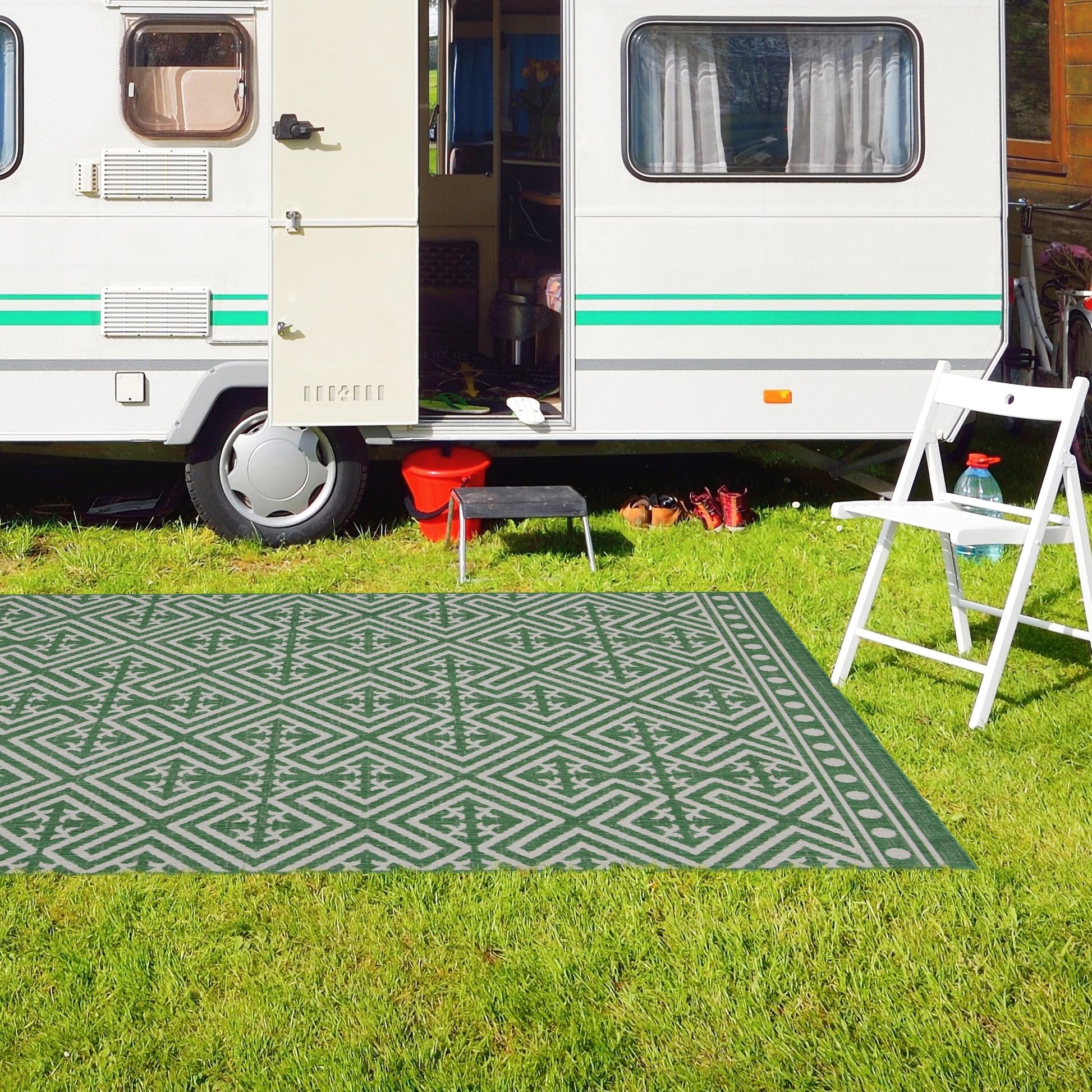 homeart homeart Outdoor Rugs | Easy-Cleaning Indoor & Outdoor Area Rugs for Porch, Deck, Balcony, Garden, Picnic, Kitchen, Hallway | UV & Weather-Resistant Large Patio Rug Mats | Green Cream, 80 x 150 cm in use