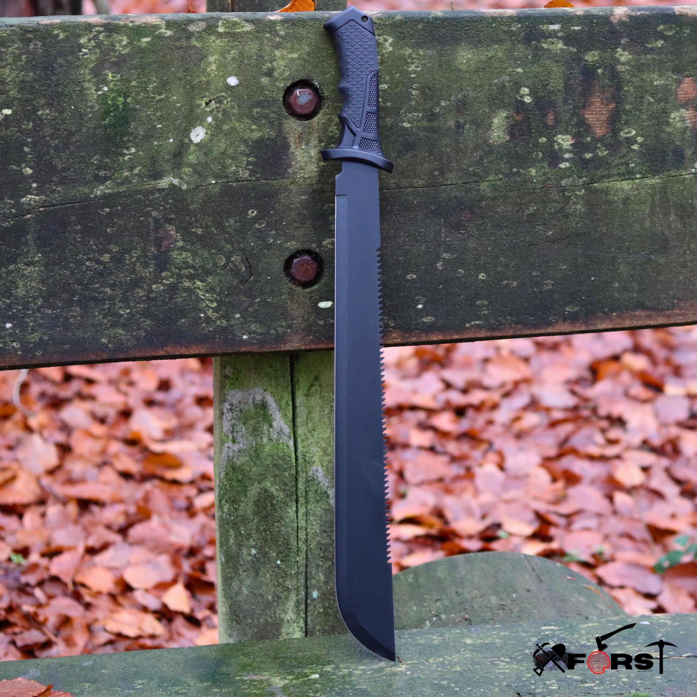 Xforst Machete MTB mit Sägeblatt, gesamtlänge 60,5 cm. Mit rutschfestem Gummi-Griff und feststehender Klinge. Für Outdoor, Survival und Bushcraft.