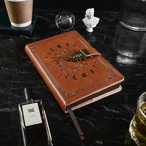 Miniatura 6 de ZXHQ Diario con cerradura para mujeres y hombres, tamaño A5, 240 páginas, de piel sintética, con cerradura, cuaderno de cuero recargable con