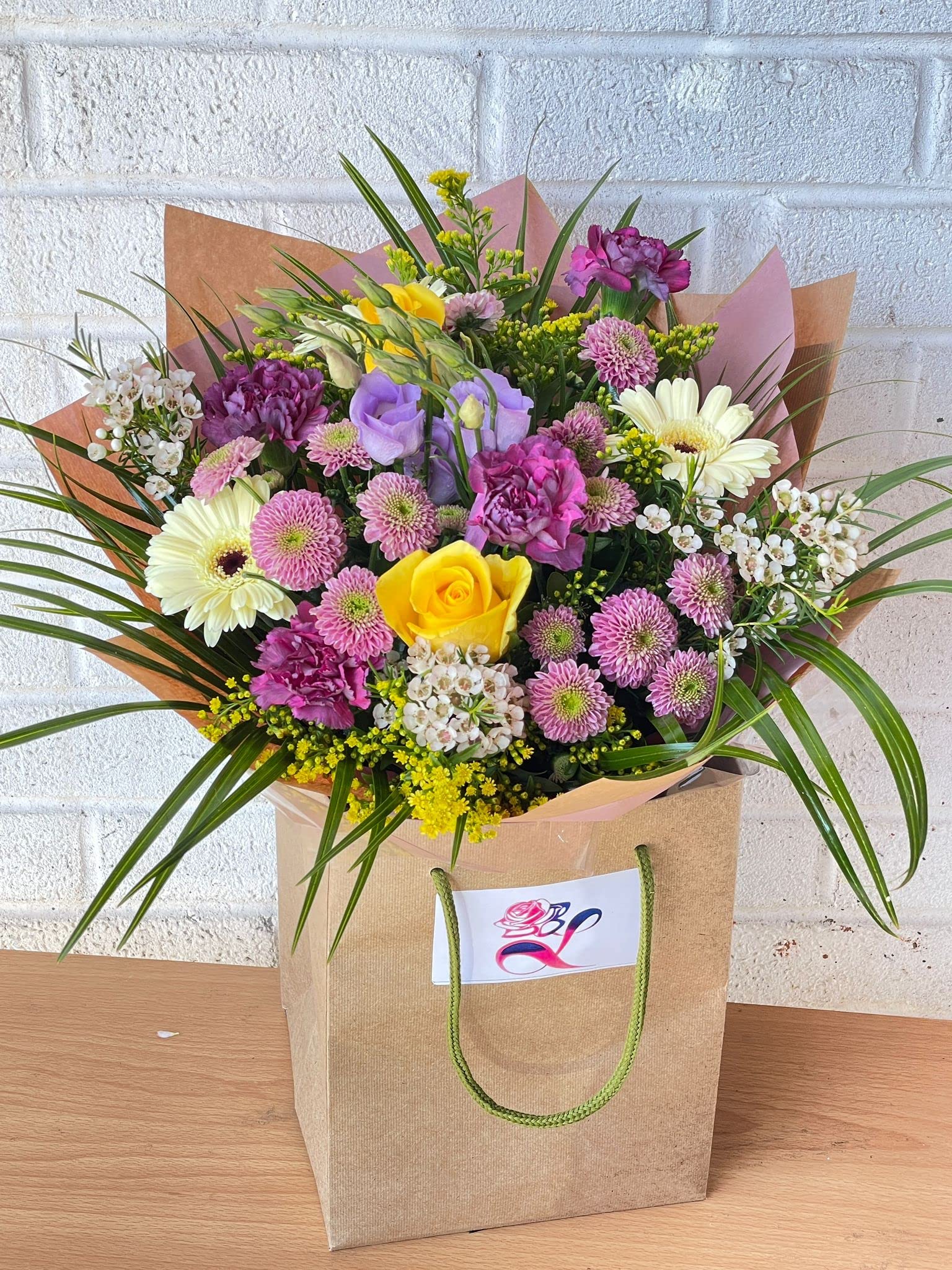 Summer Fresh Flowers, You Deserve The Fresh Flowers. Shop Happy at Daily Flowers Birthday- Thank You-Get Well Soon Congratulation- Fresh Flowers, Beauty Gift, Lovely Bouquet,