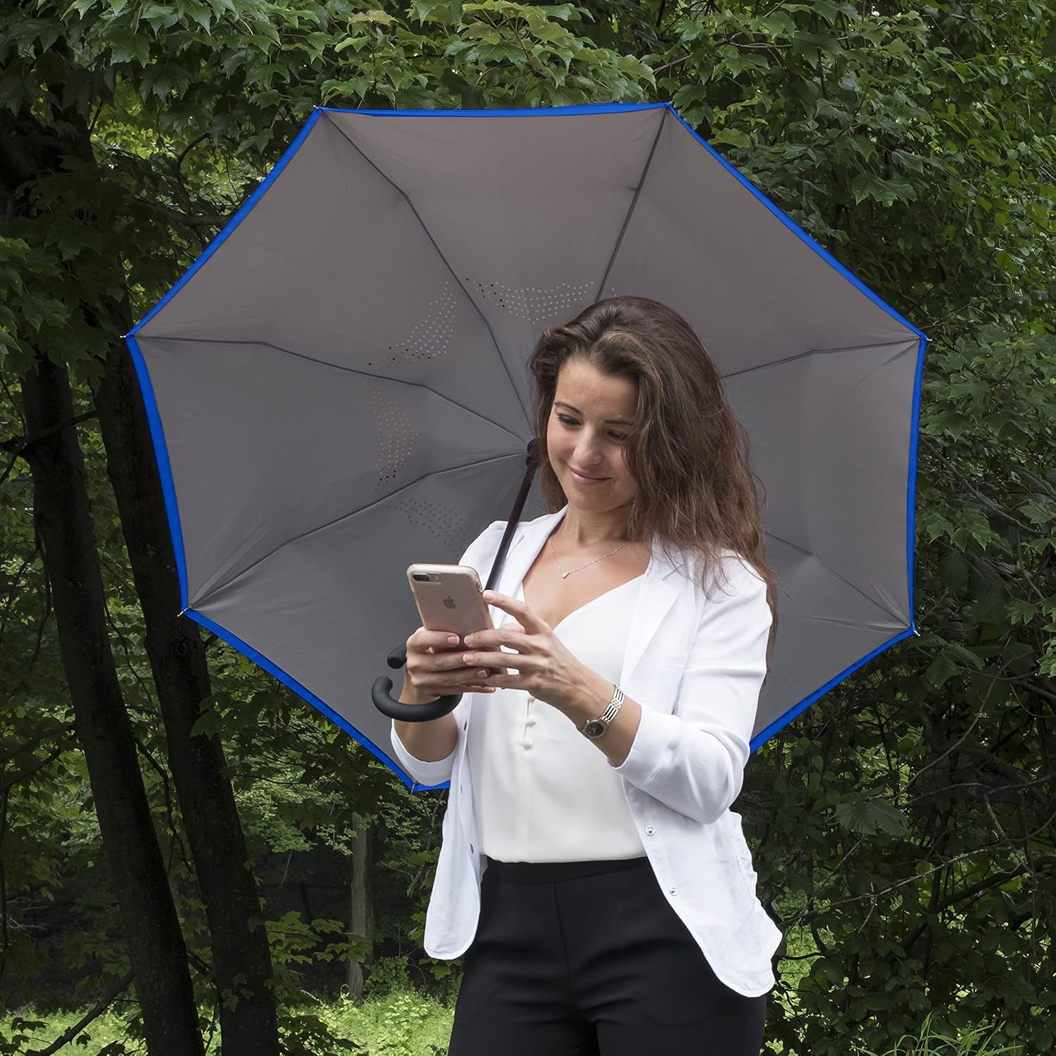 STROMBERGBRAND UMBRELLAS The ViceVersa 46 Inch Large Windproof Inverted Umbrella with C Handle, Self Standing Upside Down Reverse Umbrella For Men and Women, Hands Free Stick Umbrella