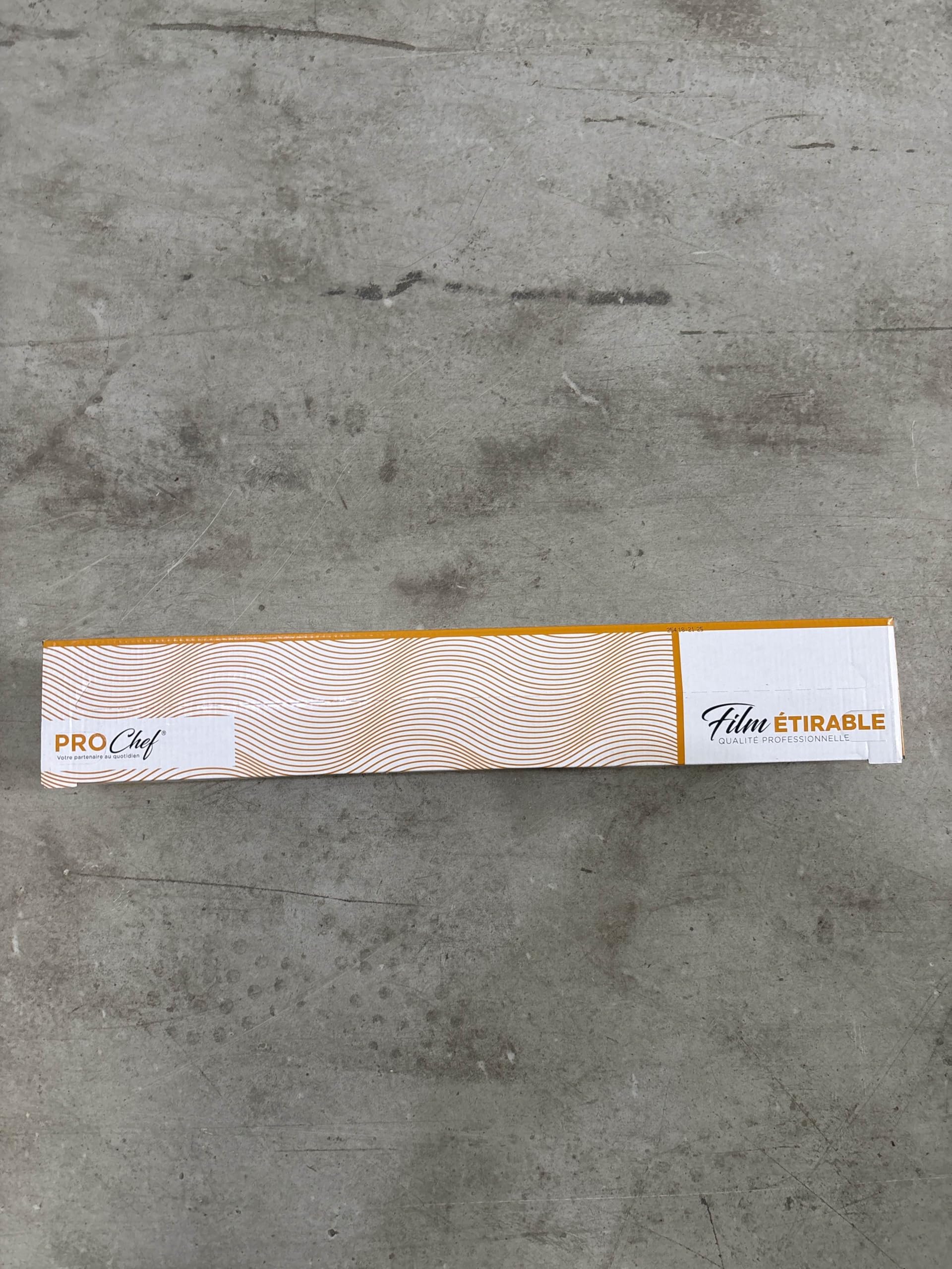 Pellicola in rotoli per alimenti, estensibile con taglio PRO - ZIP, imballaggio alimenti, protezione freschezza, cottura al microonde e congelatore, 45 cm x 300 m, 2 pezzi