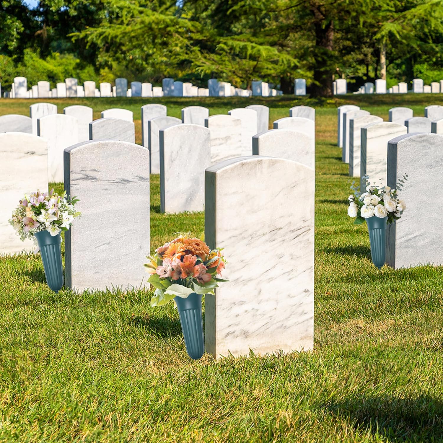 8Pcs Cemetery Vases for Grave, 4 Large and 4 Small Grave Vases for Cemetery with Stake, Durable Plastic Memorial Vase for Outdoor Use