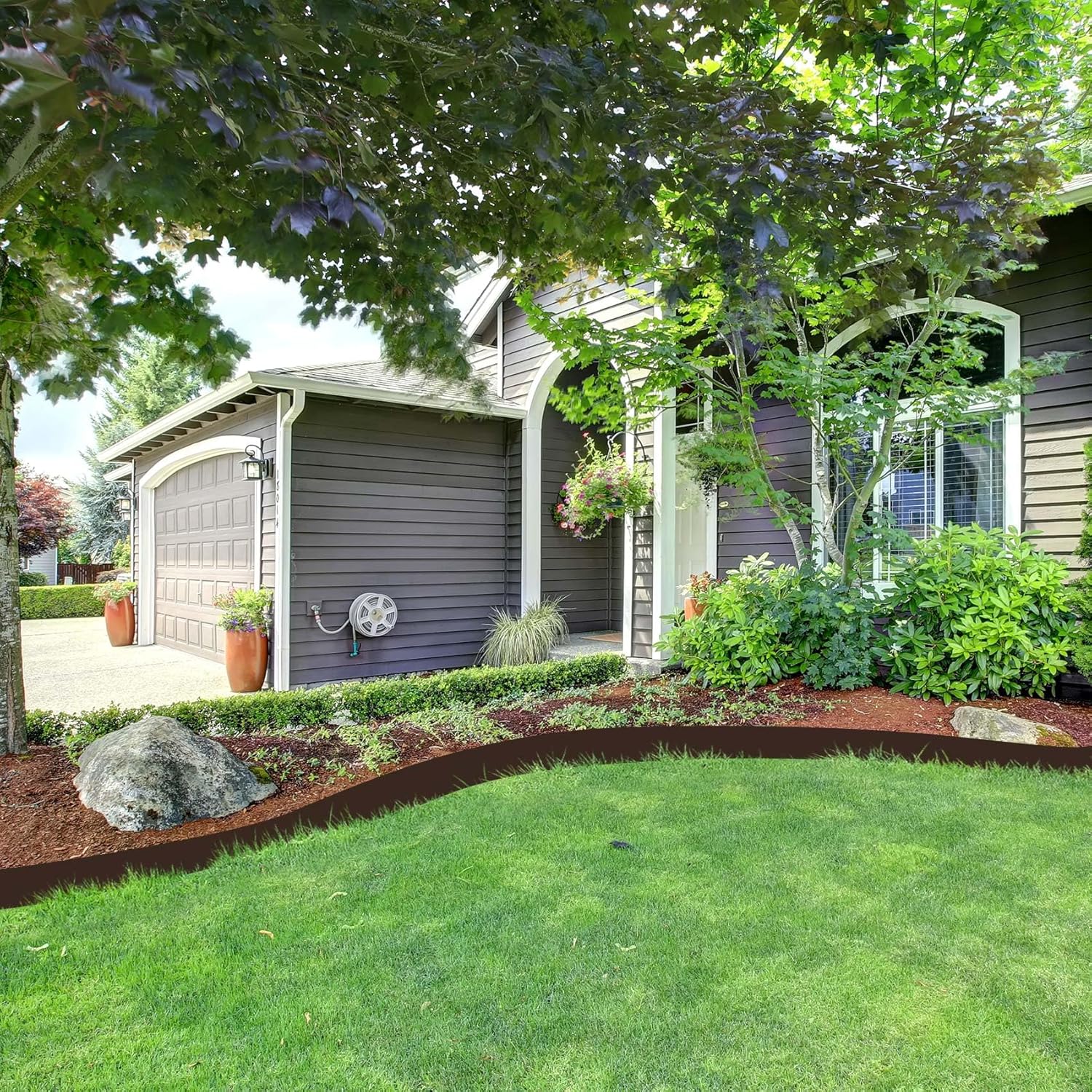 Gisafai 16 Pcs Steel Landscape Edging 40 Inch Strips, 4 Inch Depth Metal Garden Yard Border Flower Bed Edging Hammer in for Outdoor Yard Flower Plant, 53Ft Total(Brown)