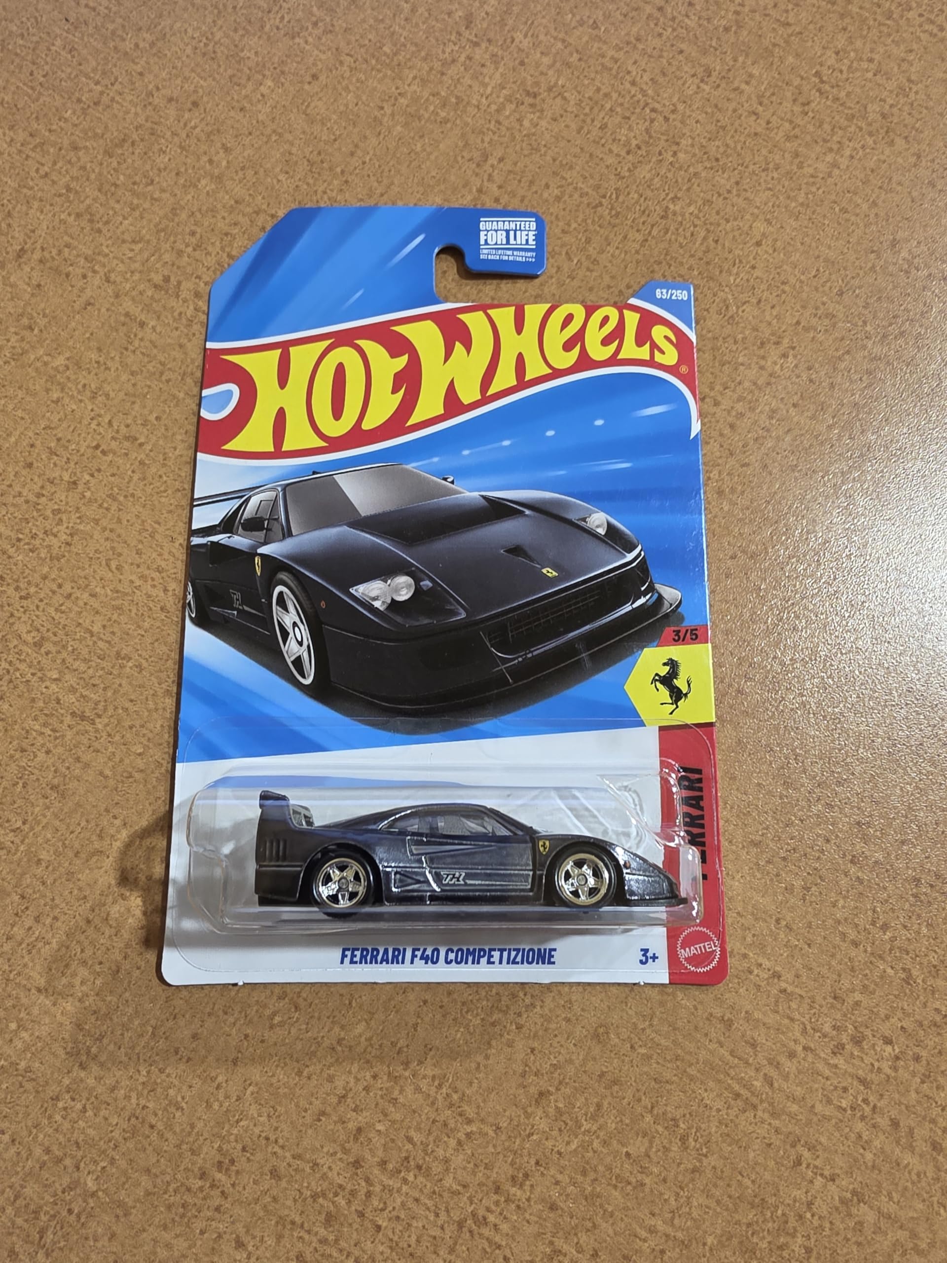 Amazon.com: Hot Wheels Ferrari F40 Competizione Super Treasure