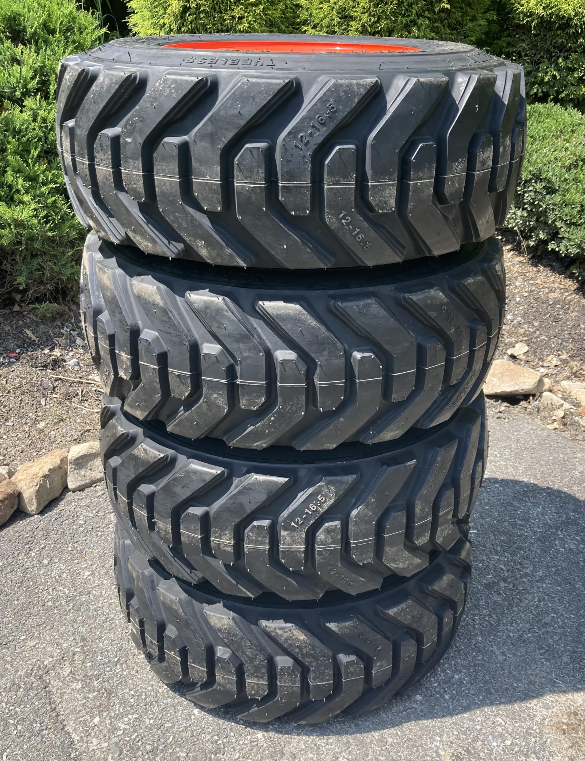 Amazon.com : (1) HD 12-16.5 Forerunner SKS-8 Skid Steer Tire on