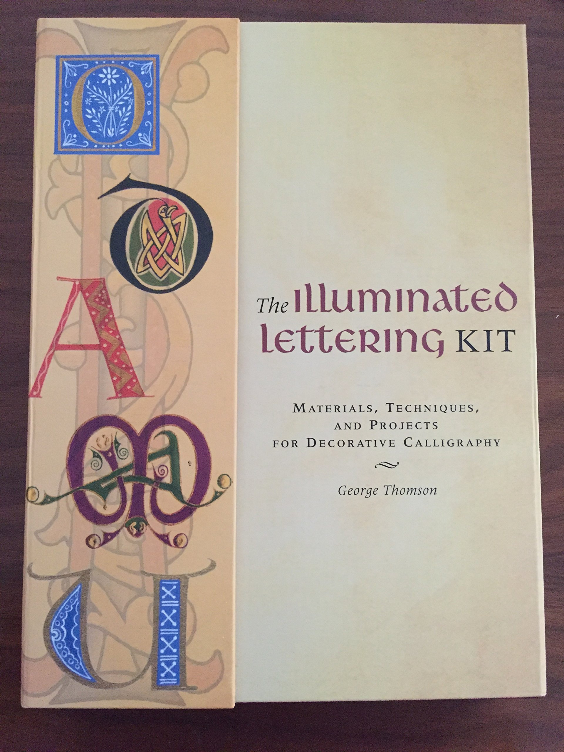 The Illuminated Lettering Kit: Materials,Techniques, & Projects for Decorative Calligraphy - Image 5