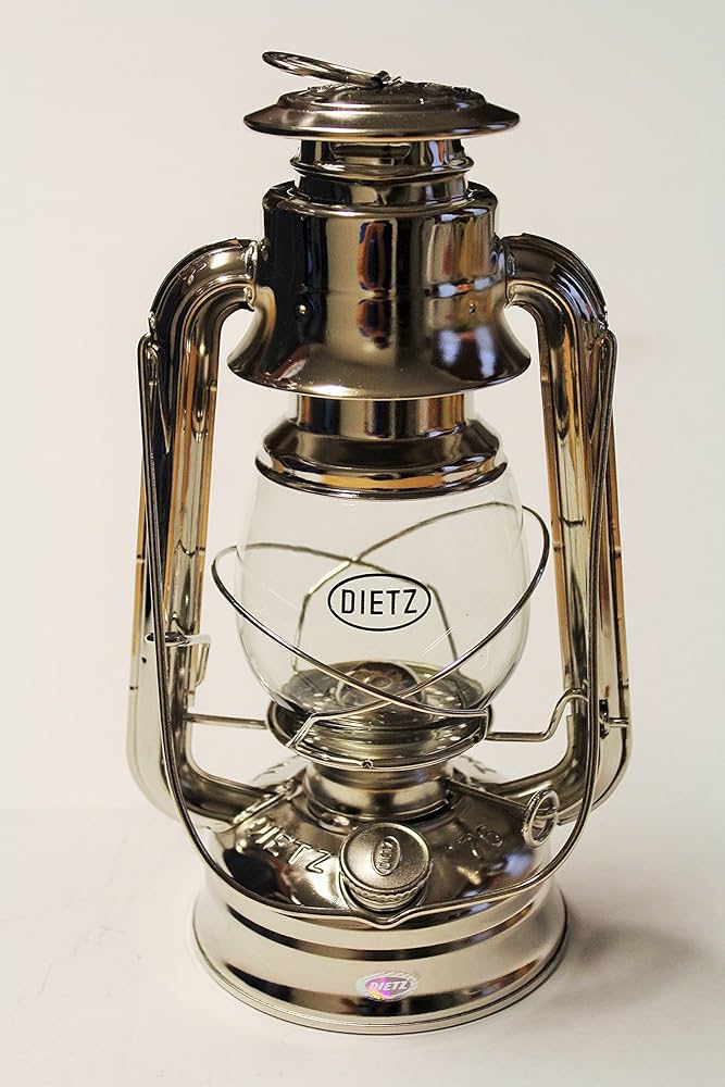 Amazon.com: Dietz Original #76 Oil Lamp Burning Lantern