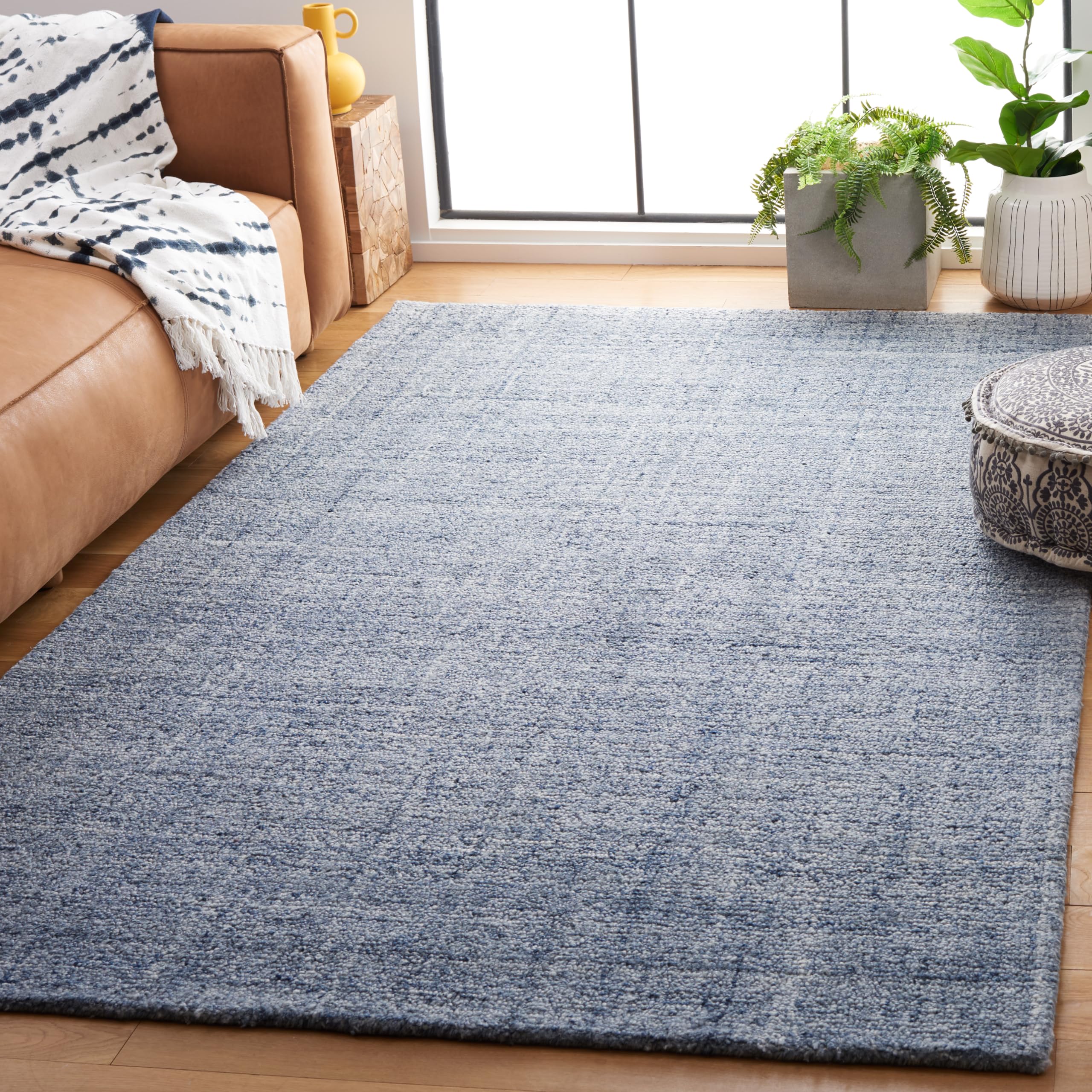 SAFAVIEH Abstract Collection Area Rug - 5' x 8', Ivory & Navy, Handmade Wool, Ideal for High Traffic Areas in Living Room, Bedroom (ABT151N)