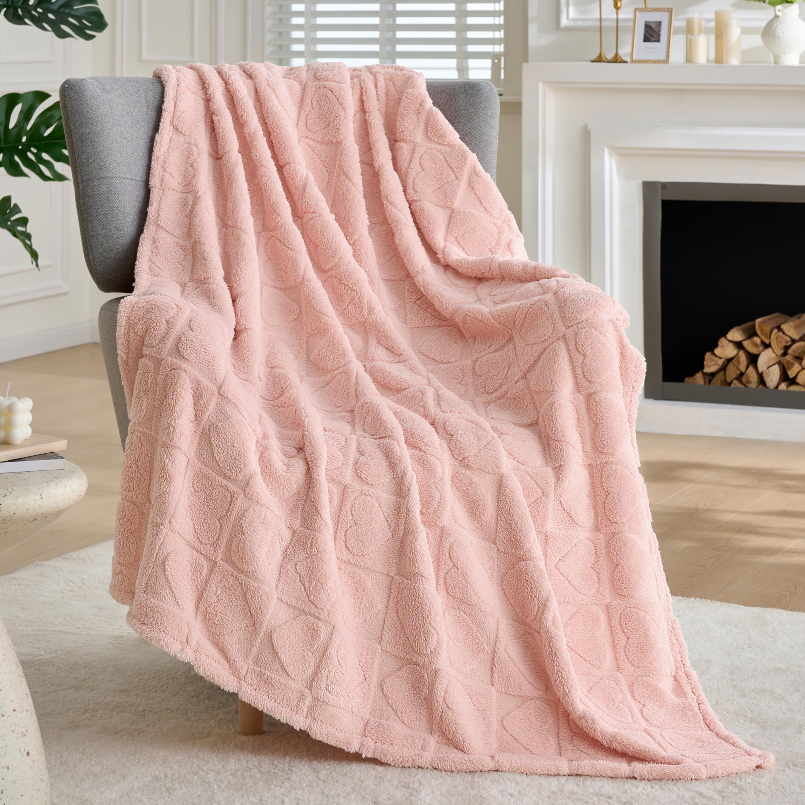 Joiedomi Women's Pink Throw Blanket For Couch, Soft Fleece Blankets Gifts For Mom Girls, Cozy Cute Soft Throw Aesthetic Gifts 50X60 Inches