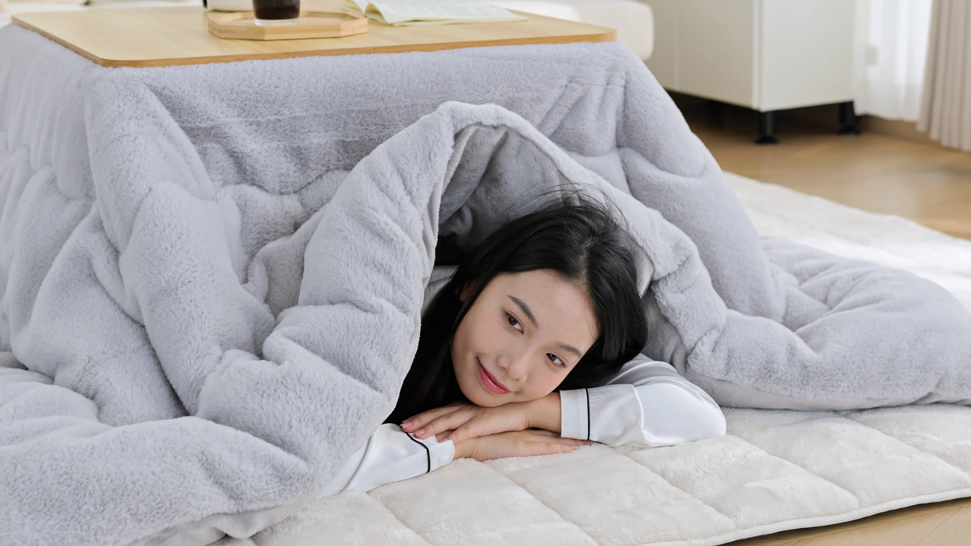 Amazon｜VK Living こたつ布団 正方形 185×185cm 【ラビットファー調